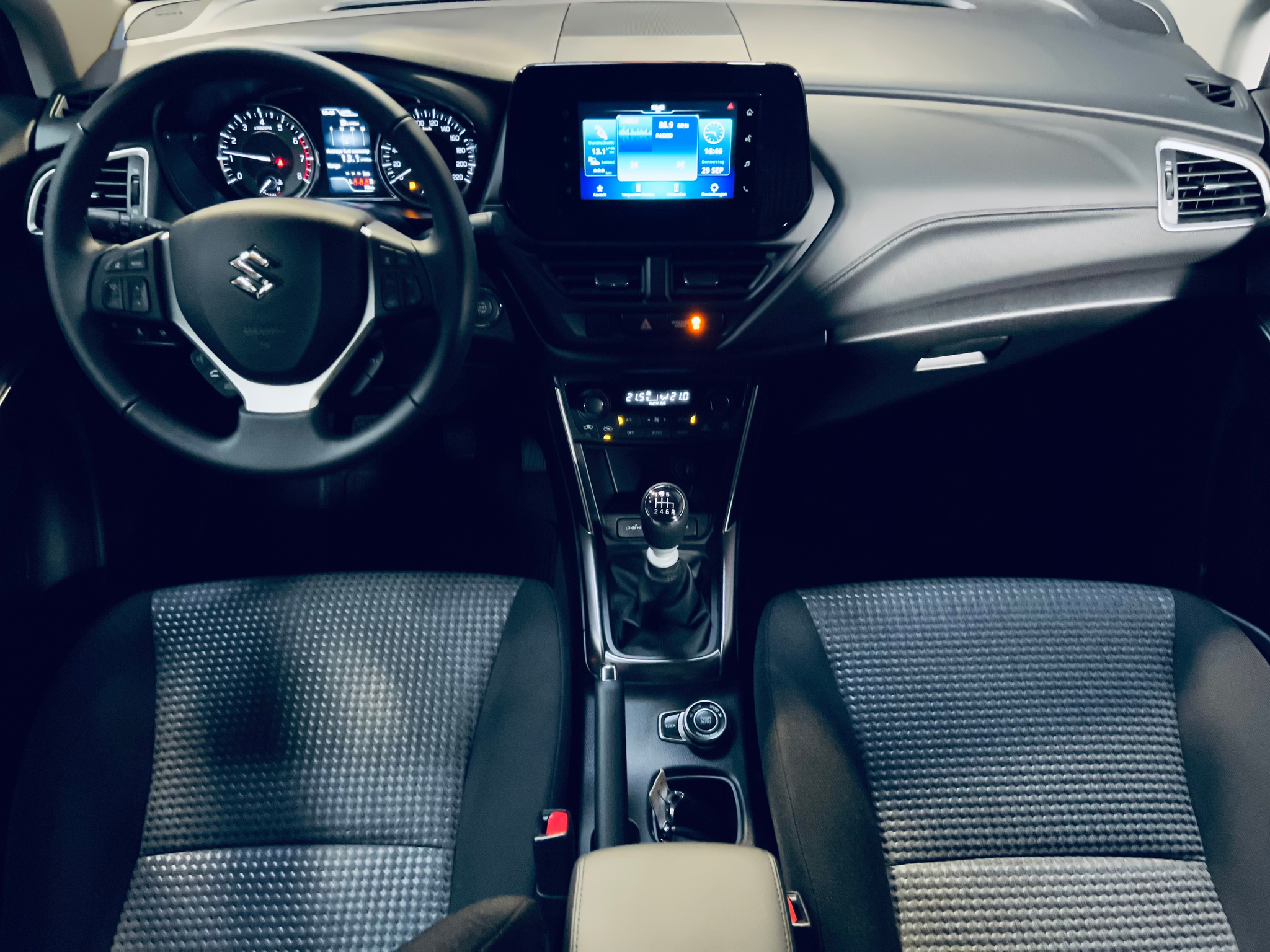 listing desktop thumbnail image 16