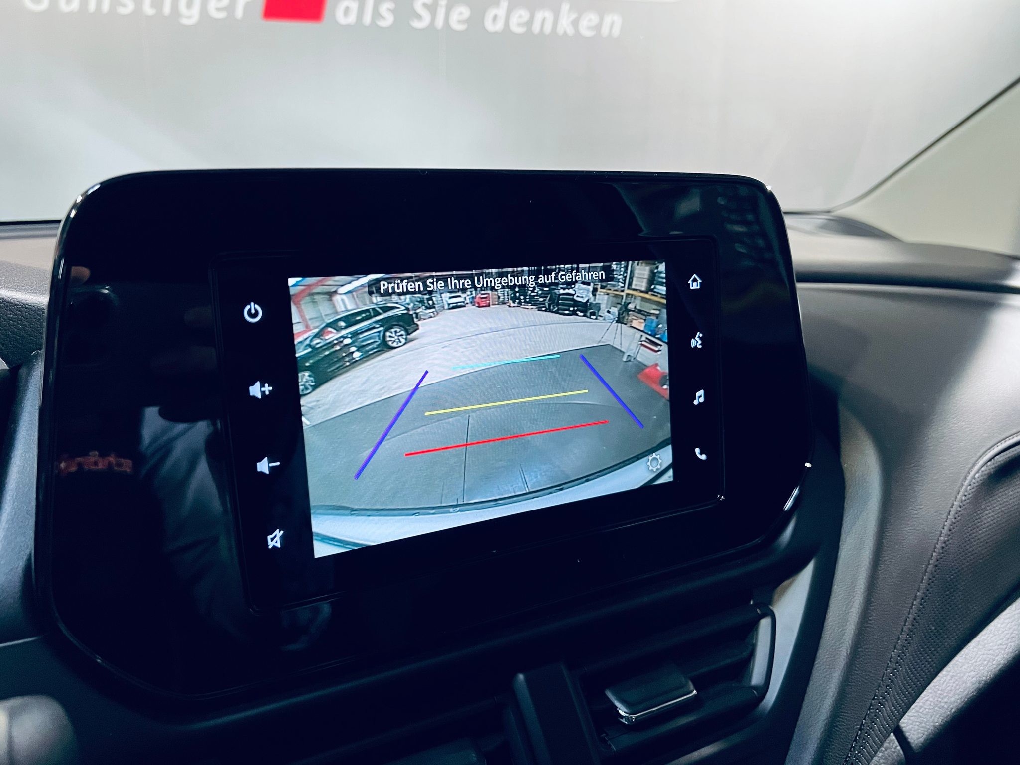 listing desktop thumbnail image 21