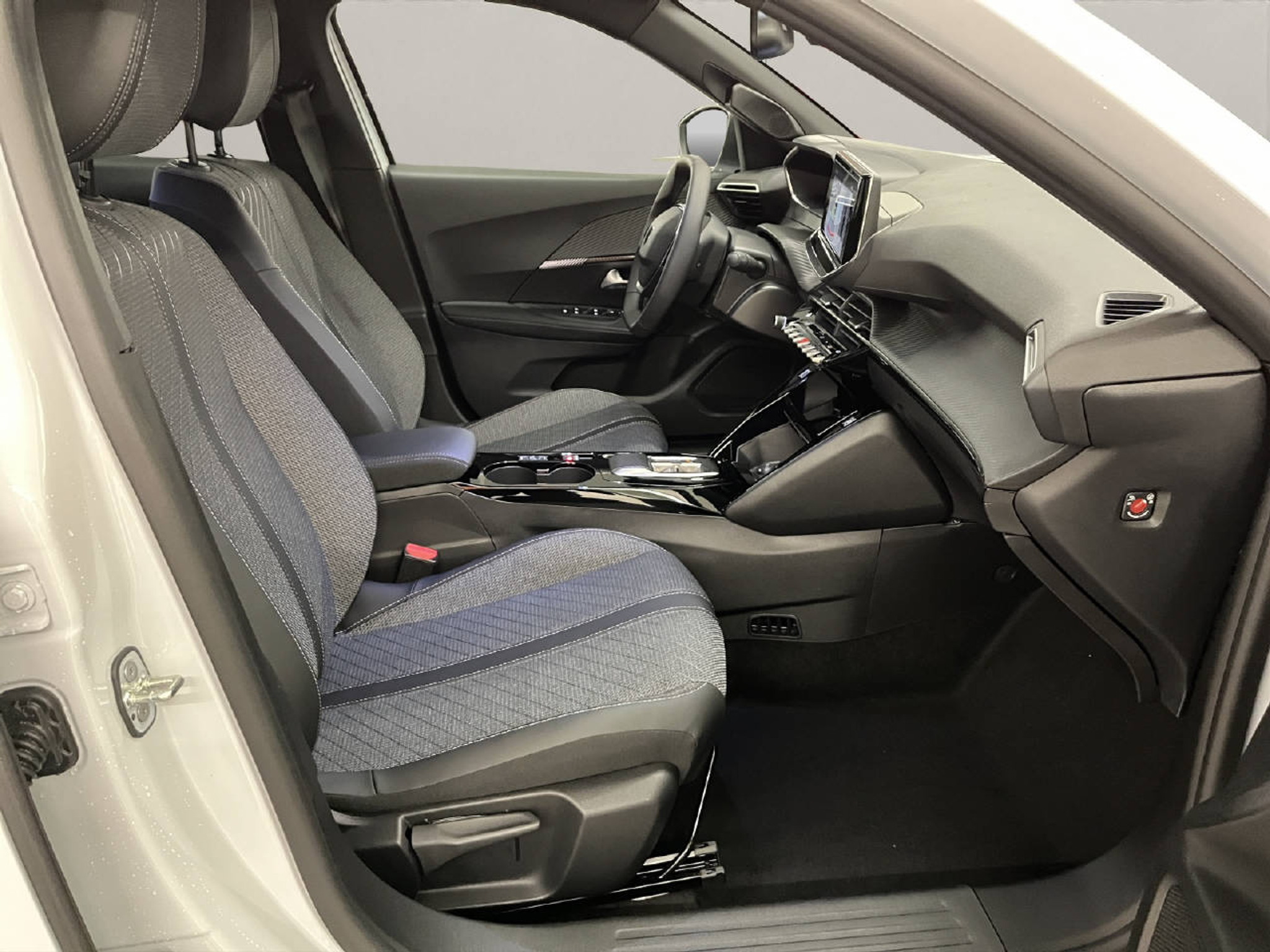 listing desktop thumbnail image 11