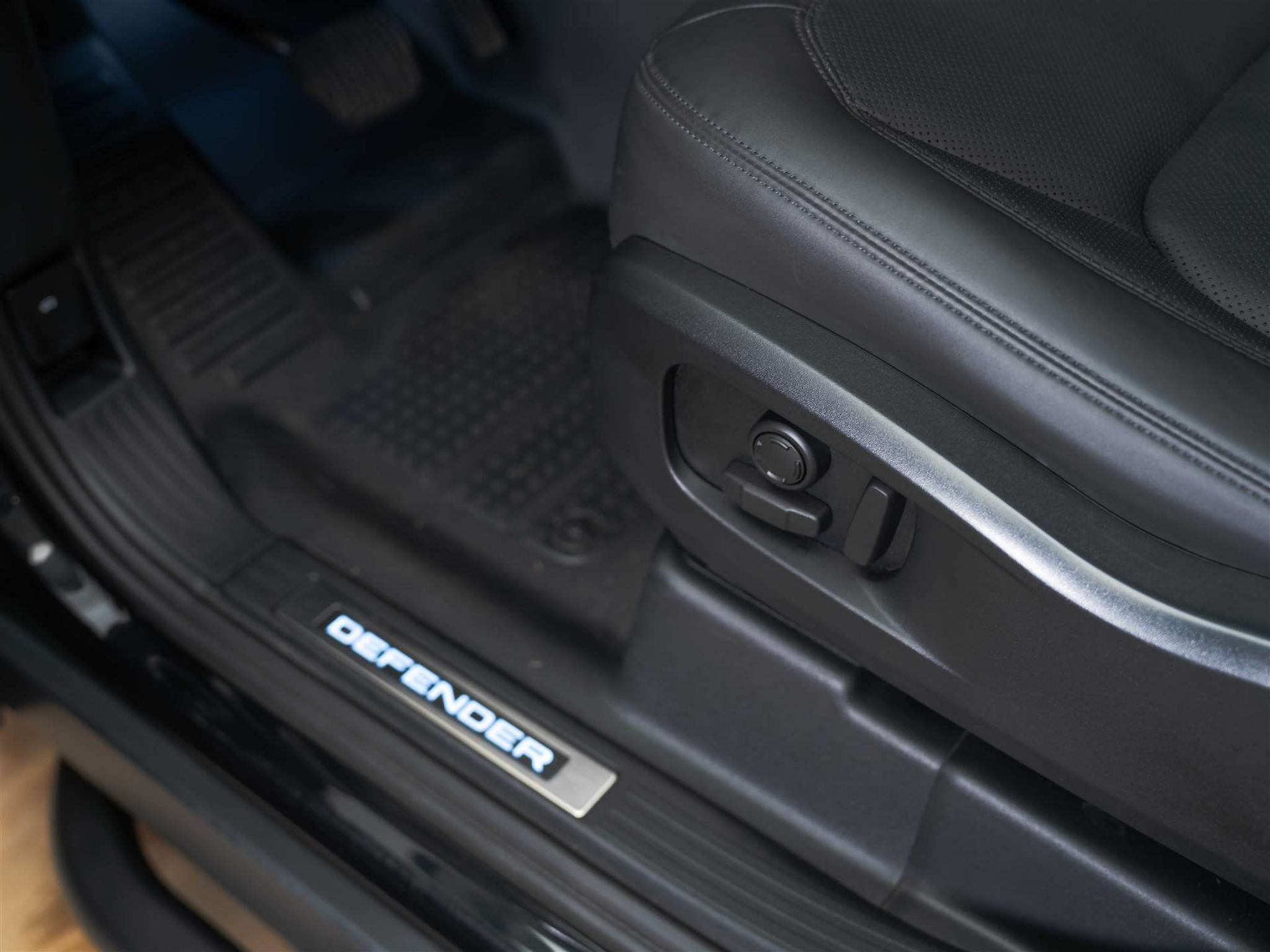 listing desktop thumbnail image 28