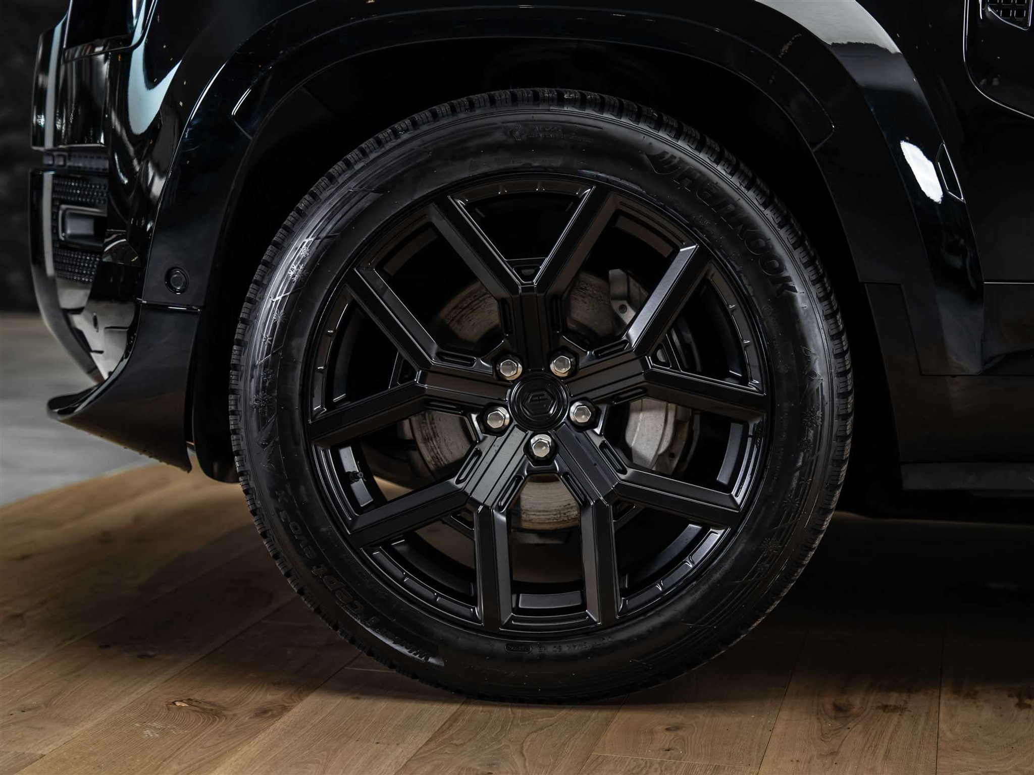 listing desktop thumbnail image 22