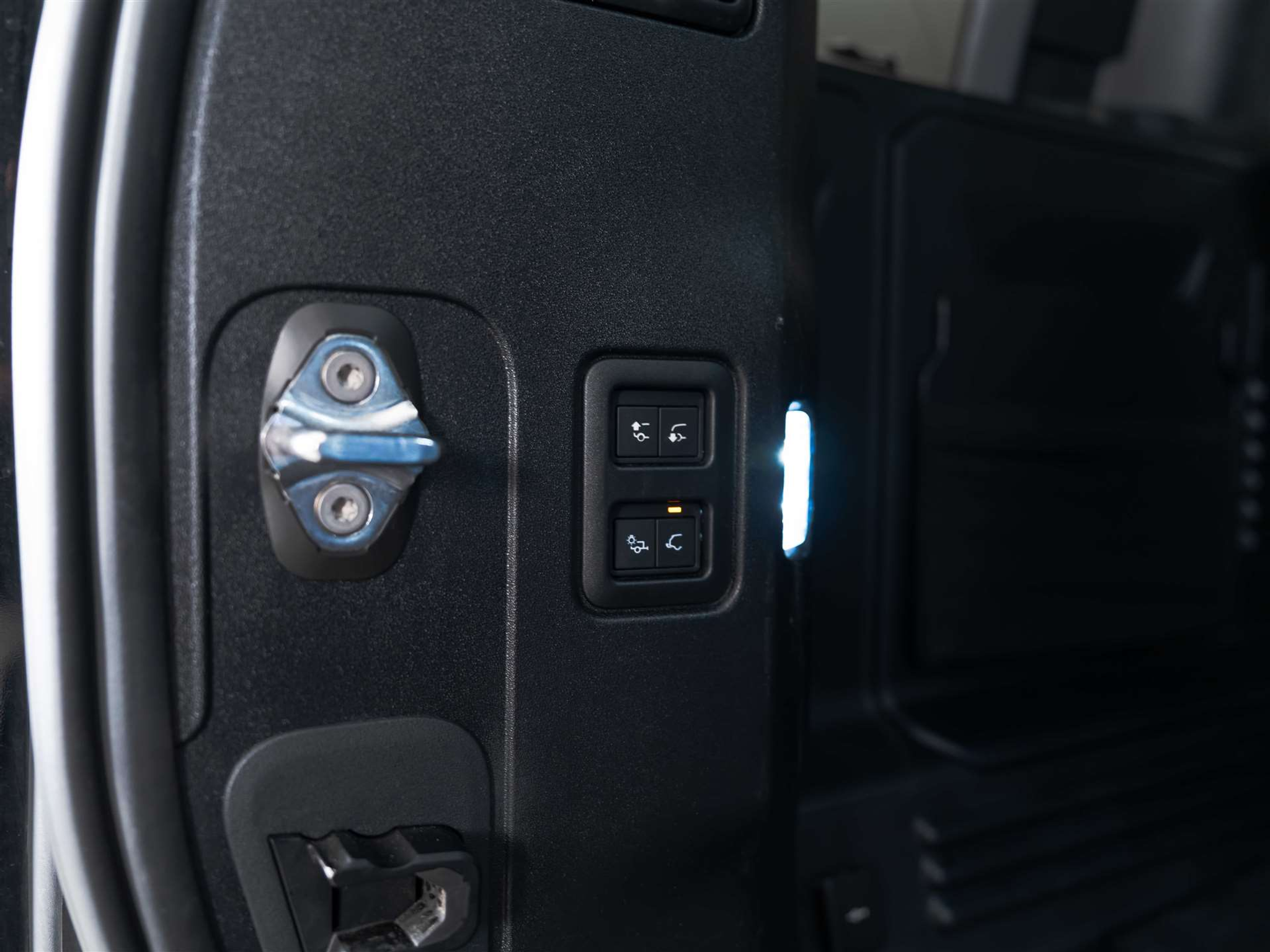 listing desktop thumbnail image 53