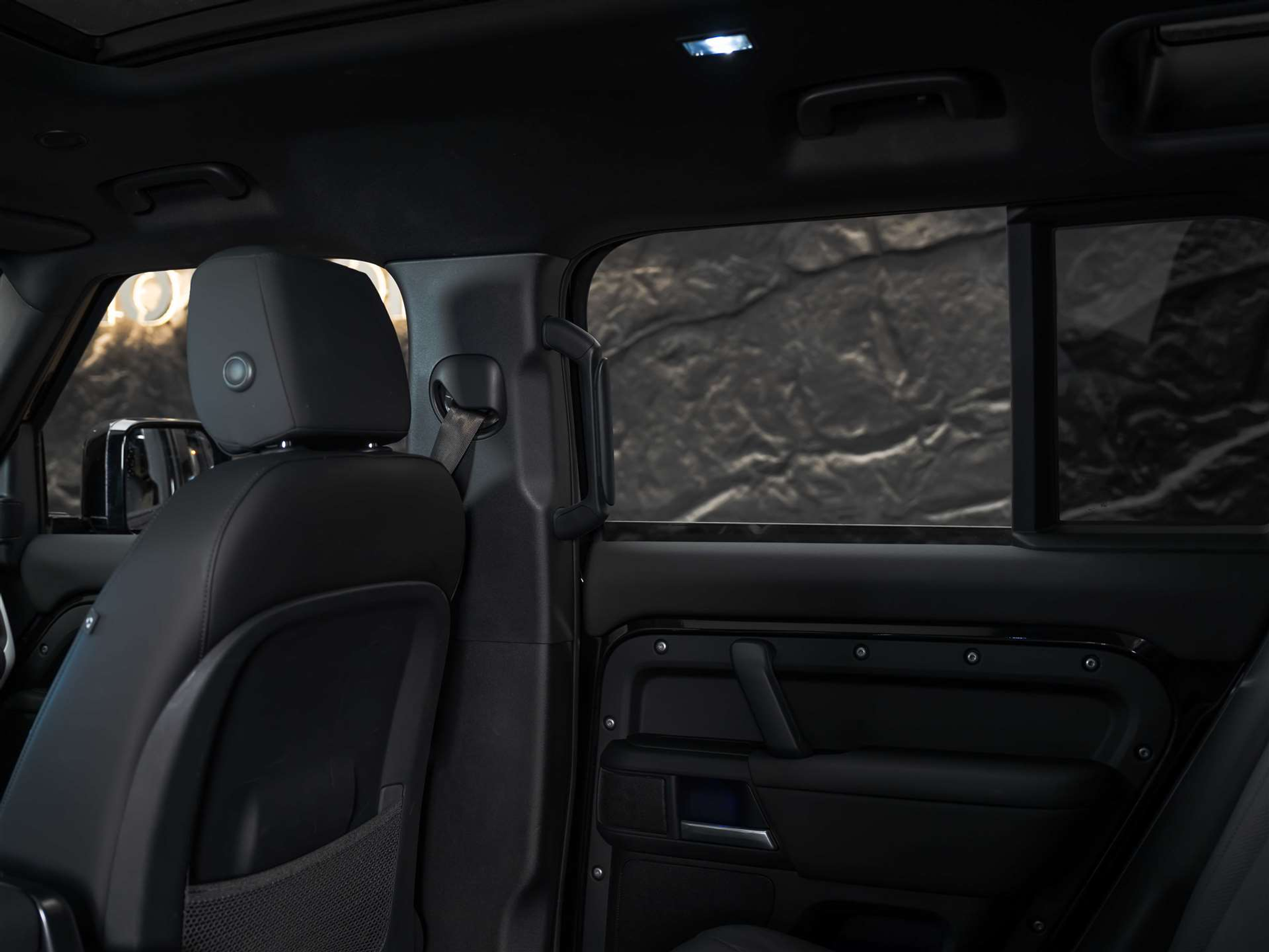 listing desktop thumbnail image 17