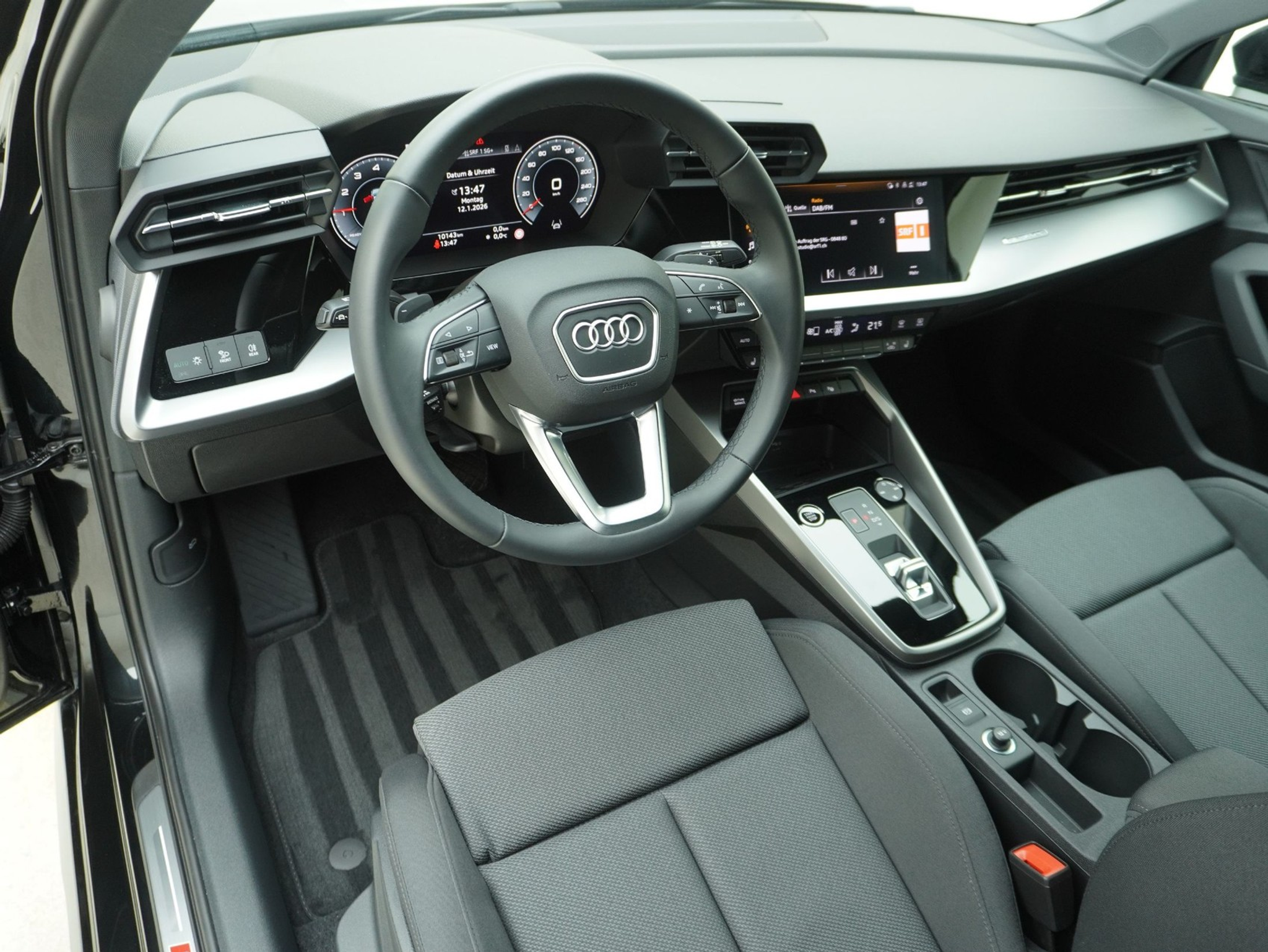 listing desktop thumbnail image 8