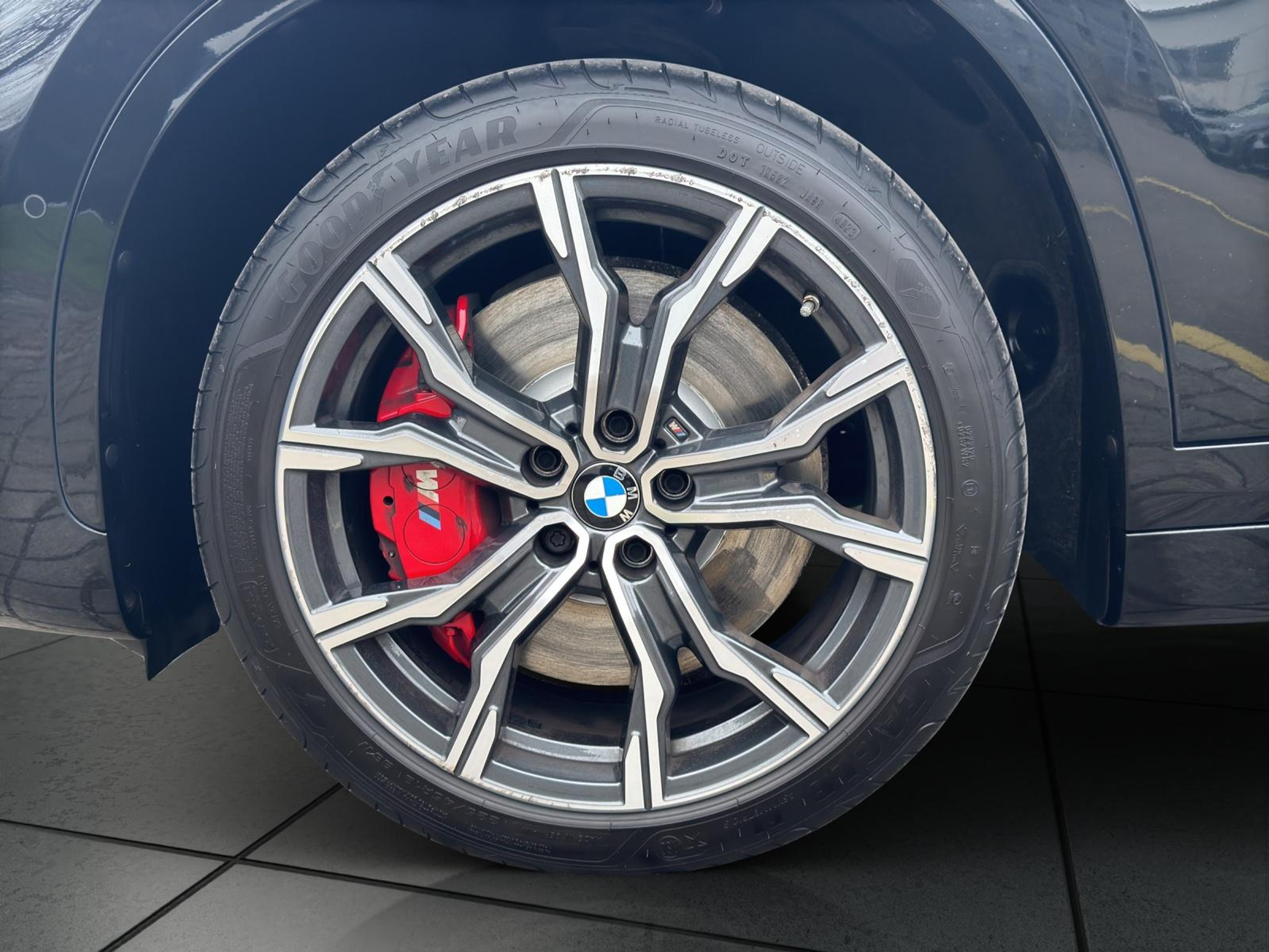 listing desktop thumbnail image 8