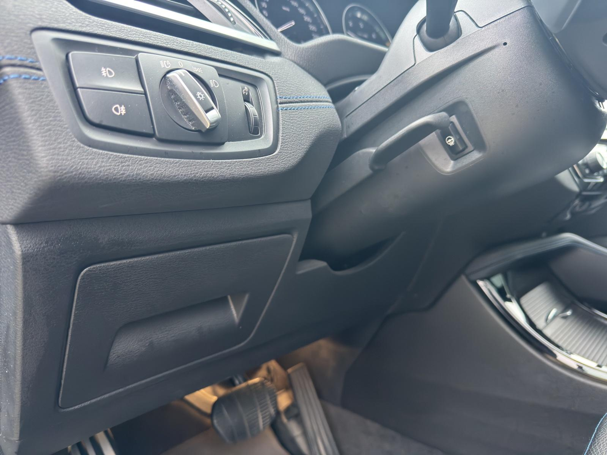 listing desktop thumbnail image 13