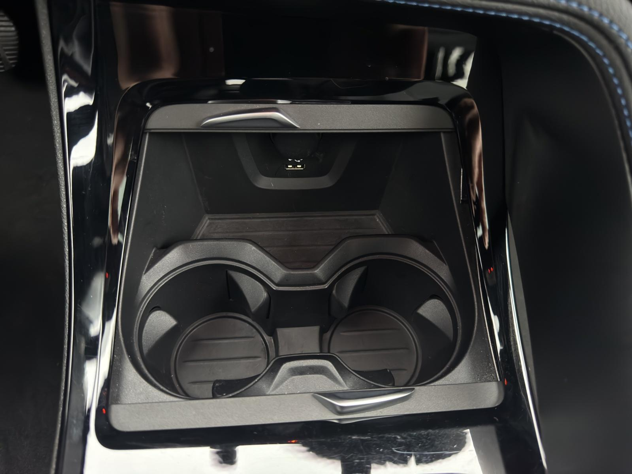 listing desktop thumbnail image 15