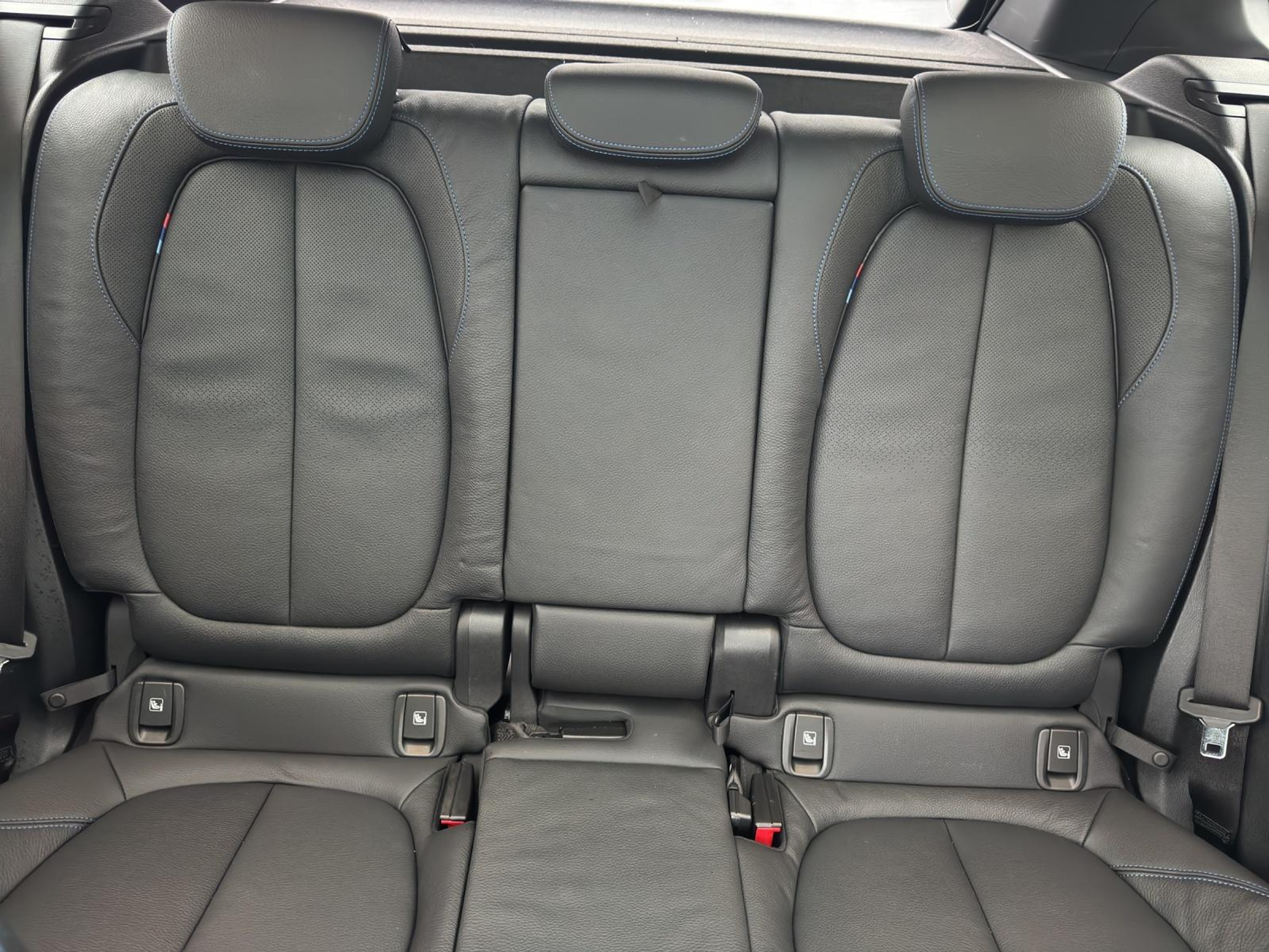 listing desktop thumbnail image 19