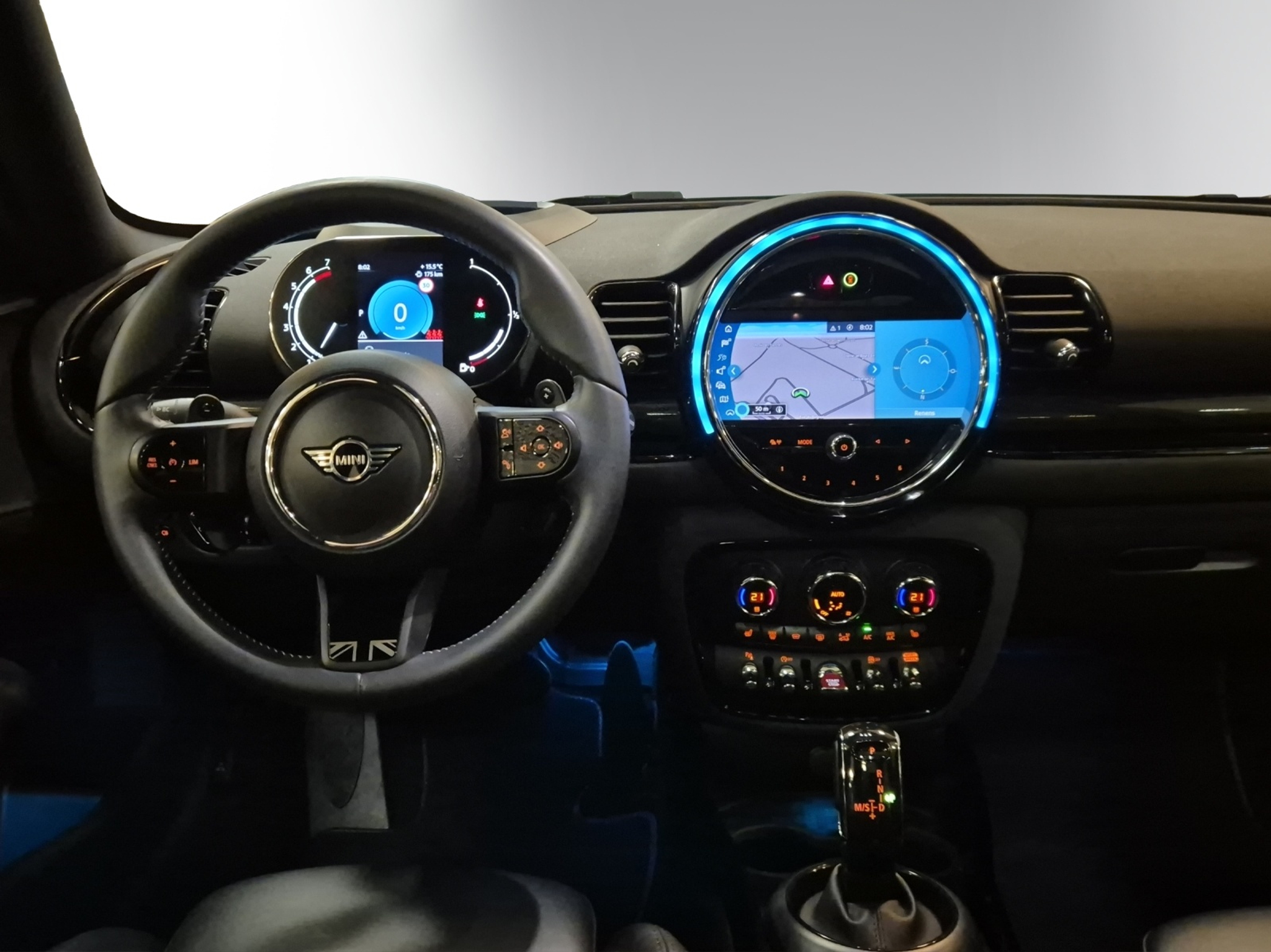 listing desktop thumbnail image 11