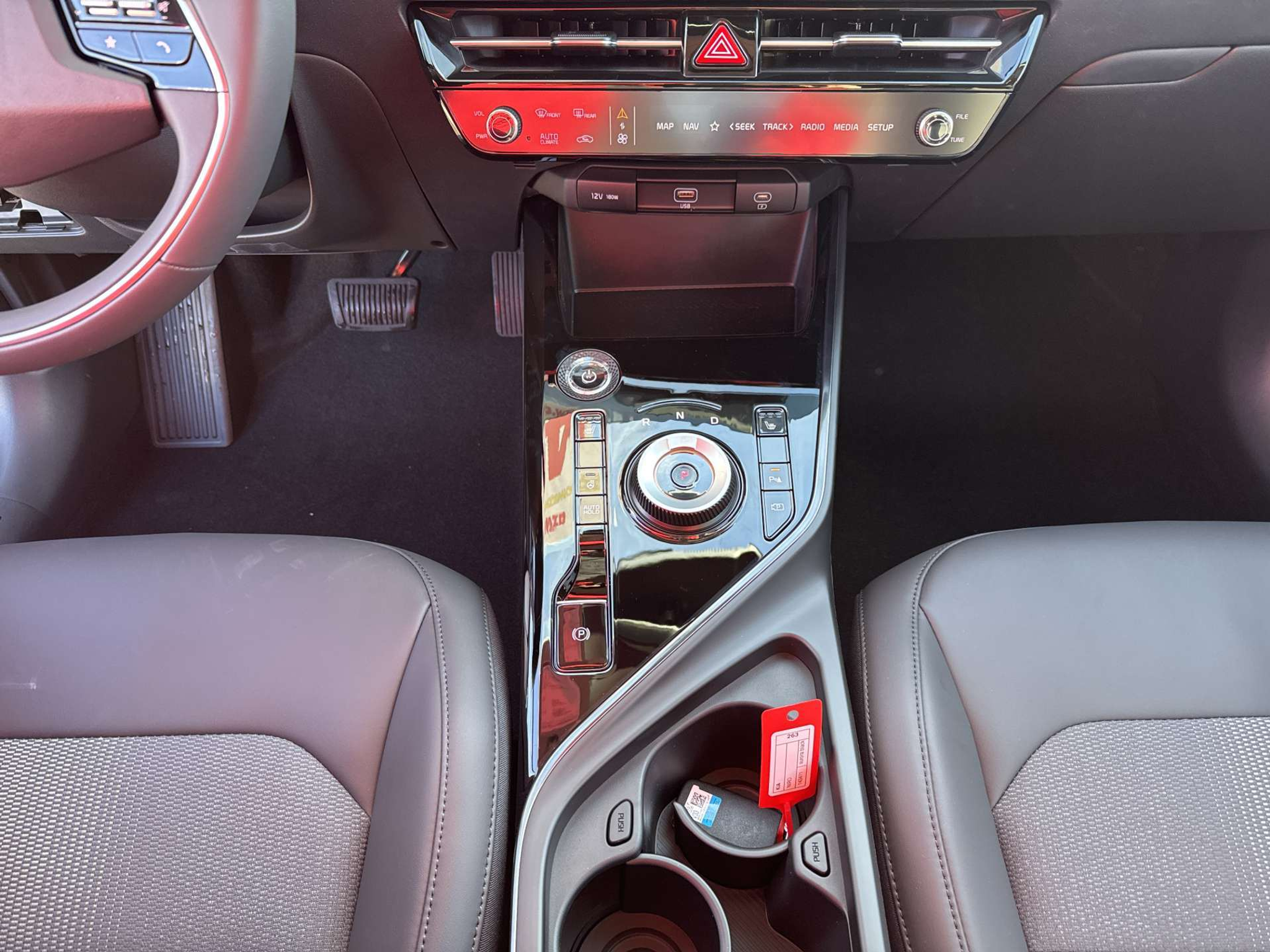 listing desktop thumbnail image 11