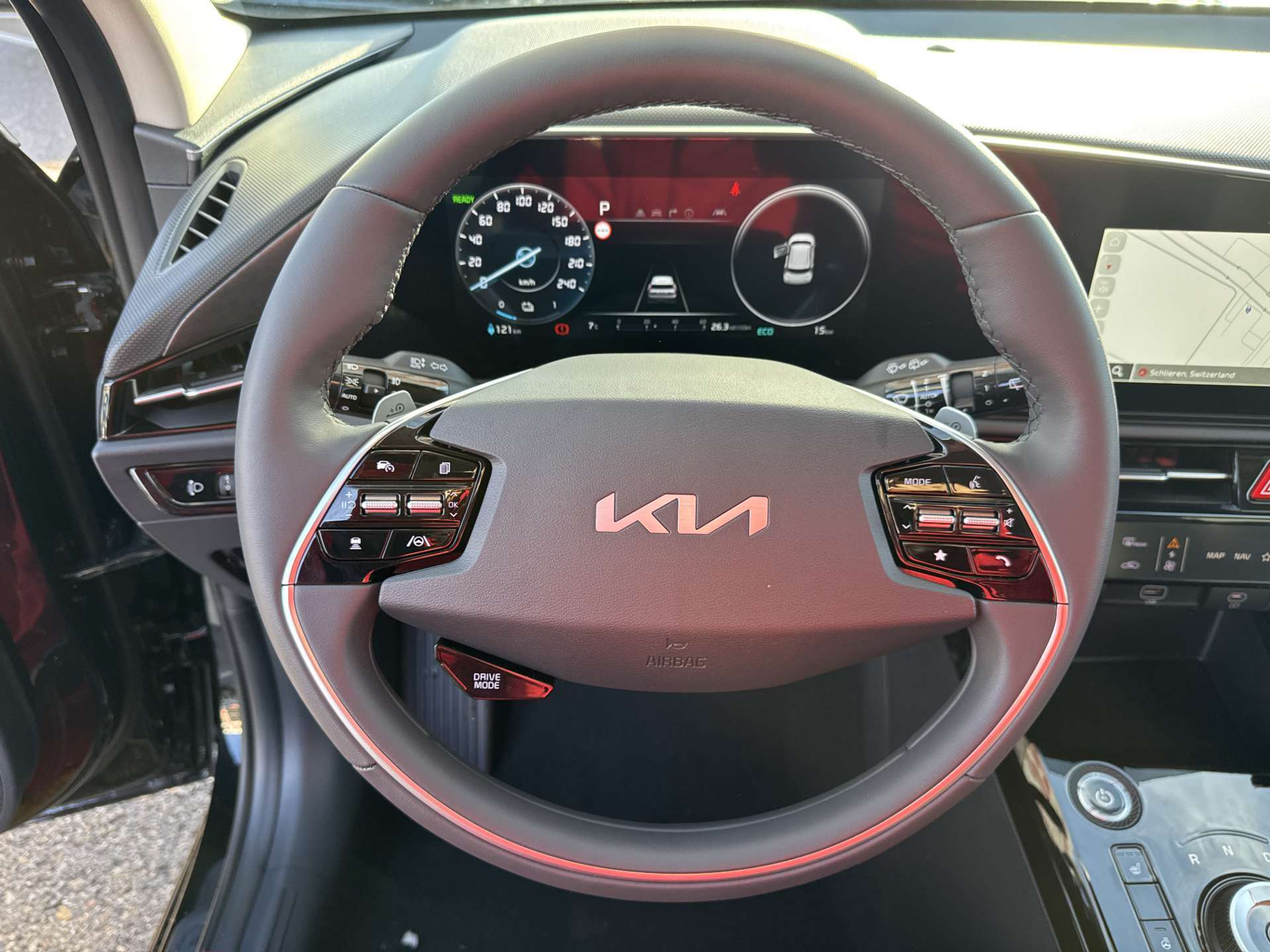 listing desktop thumbnail image 15