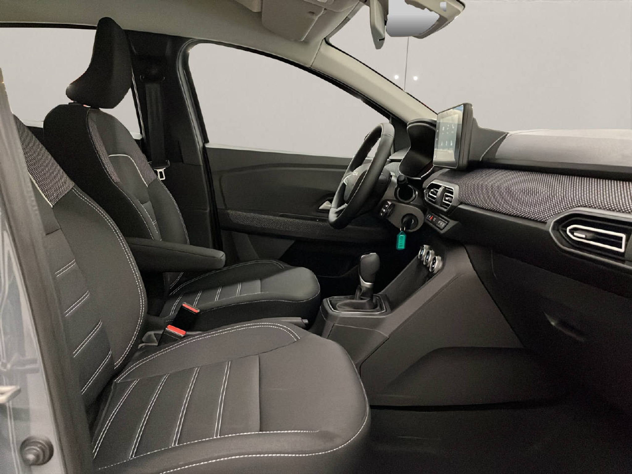 listing desktop thumbnail image 11