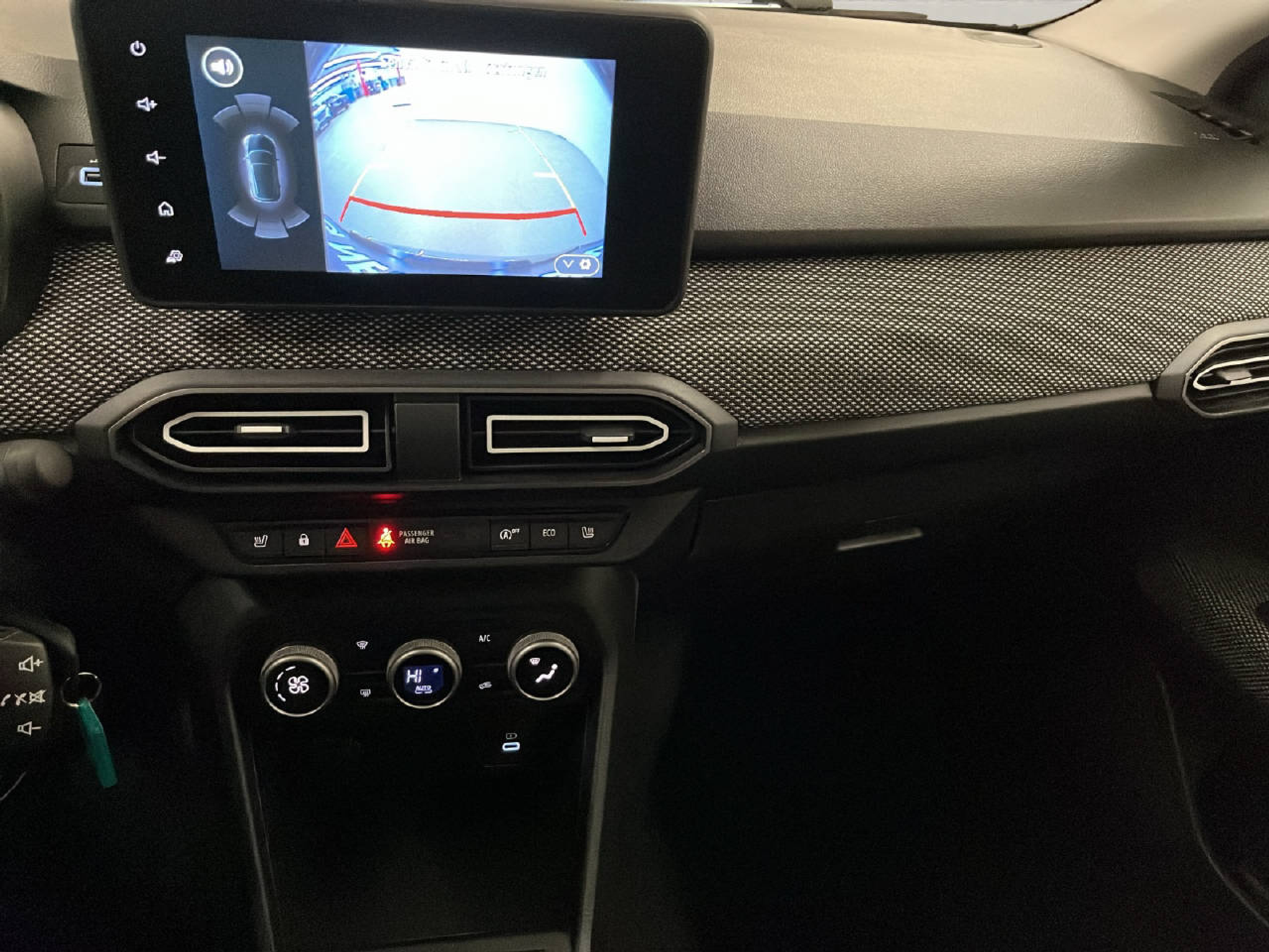 listing desktop thumbnail image 7