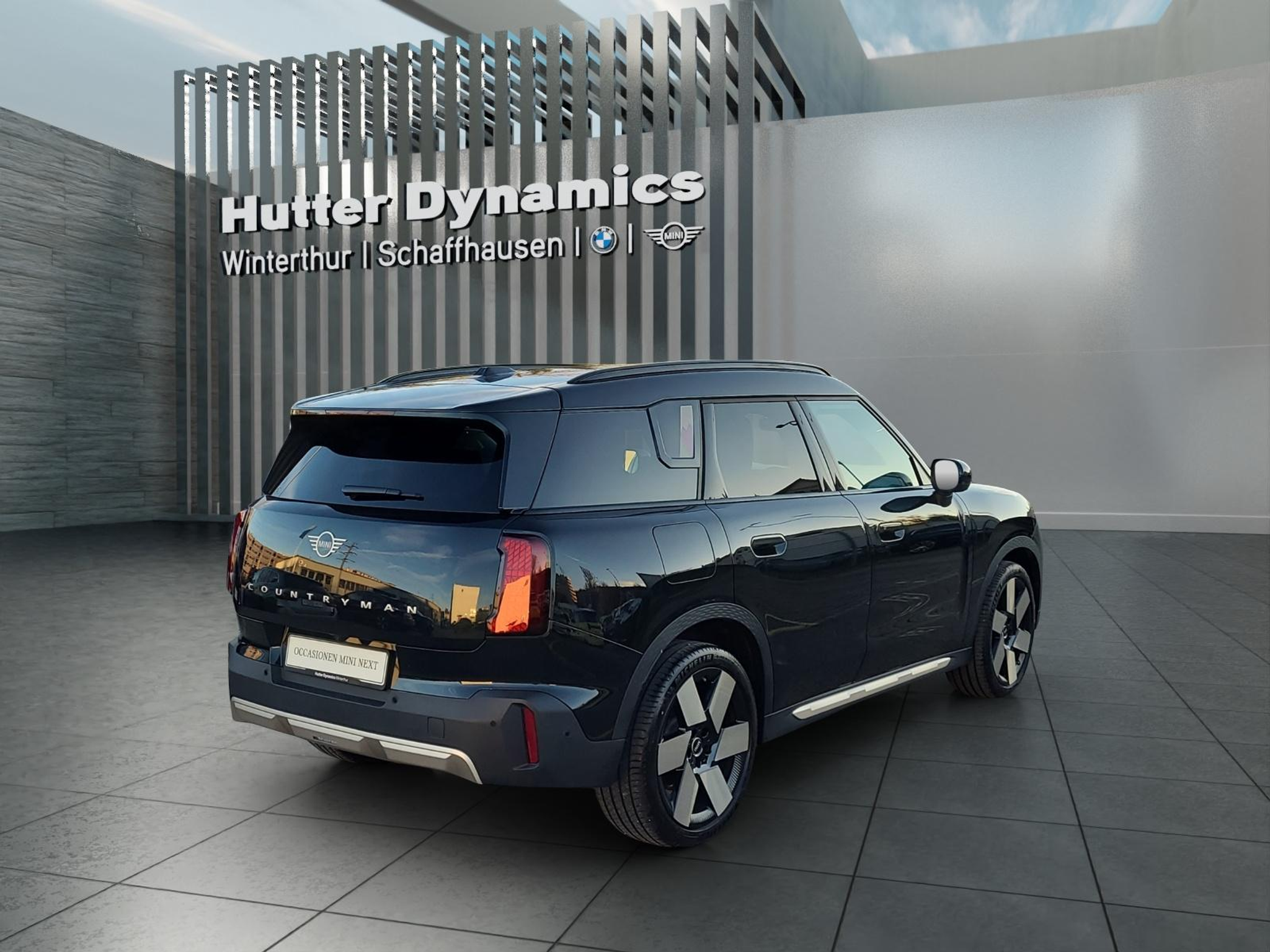 listing desktop thumbnail image 5