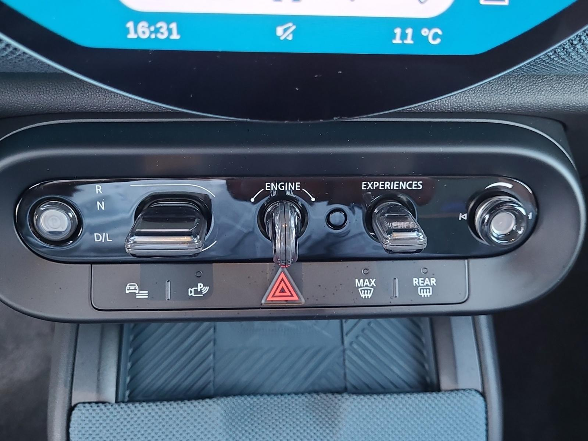 listing desktop thumbnail image 12