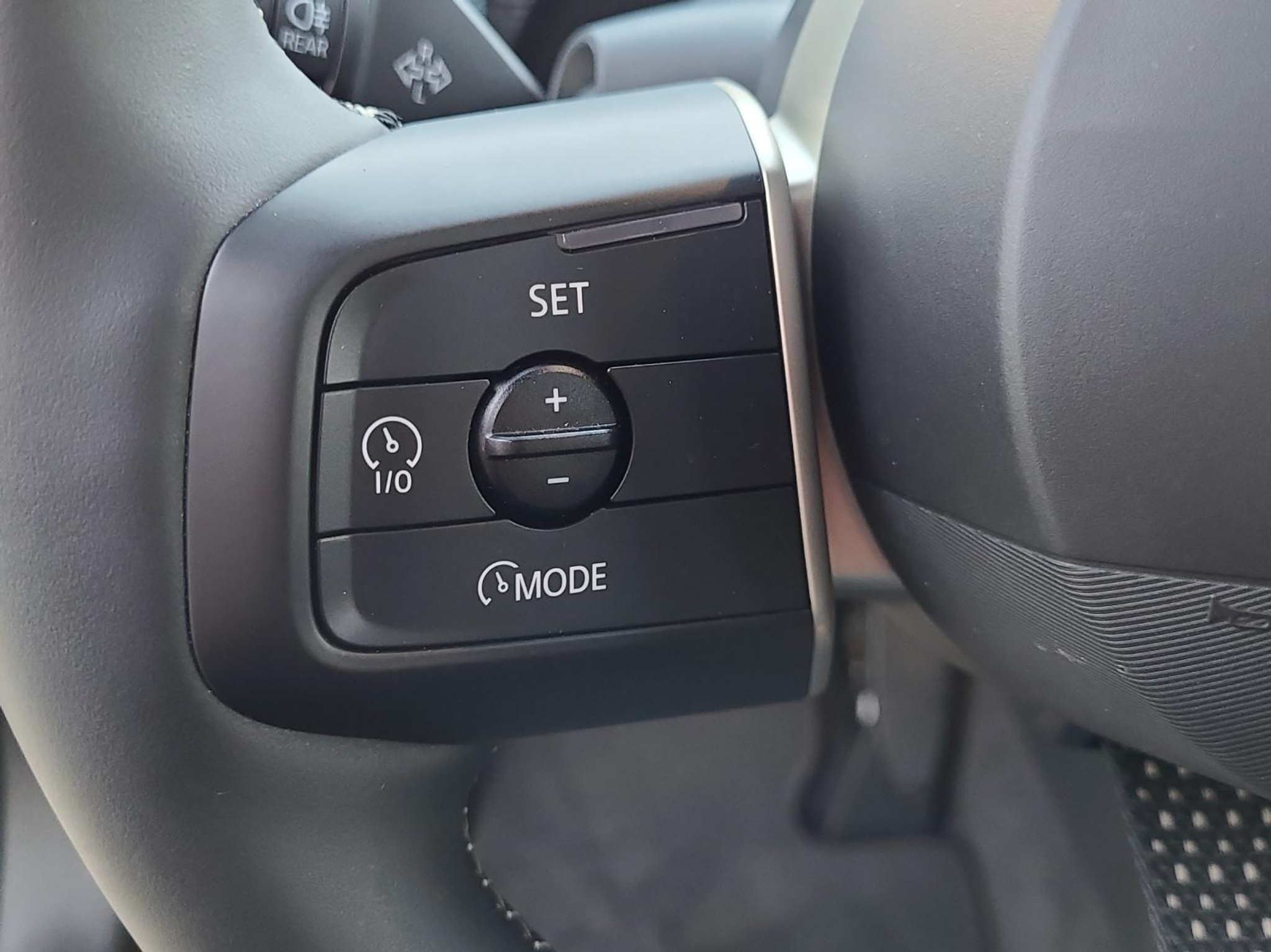 listing desktop thumbnail image 13