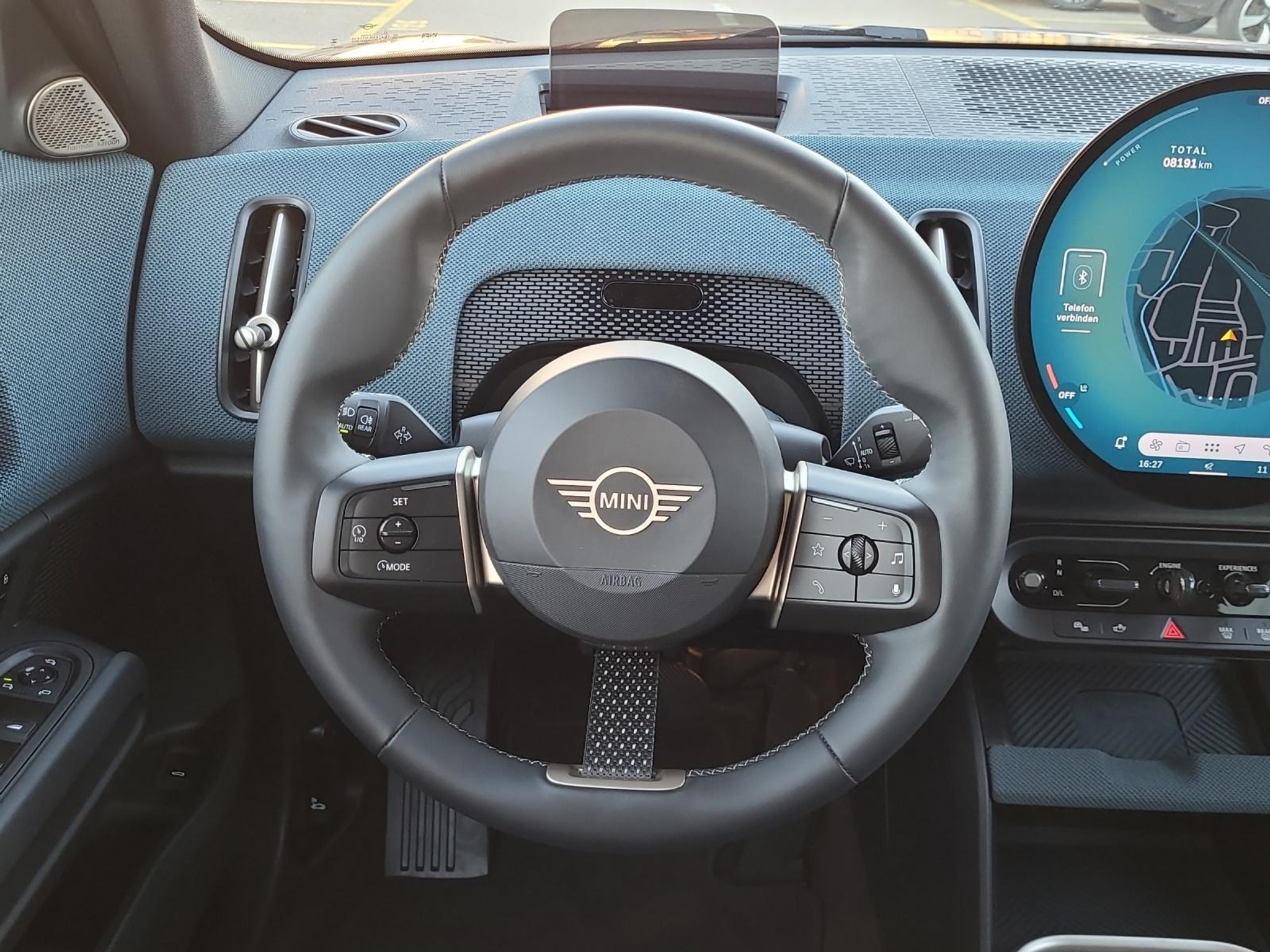 listing desktop thumbnail image 11