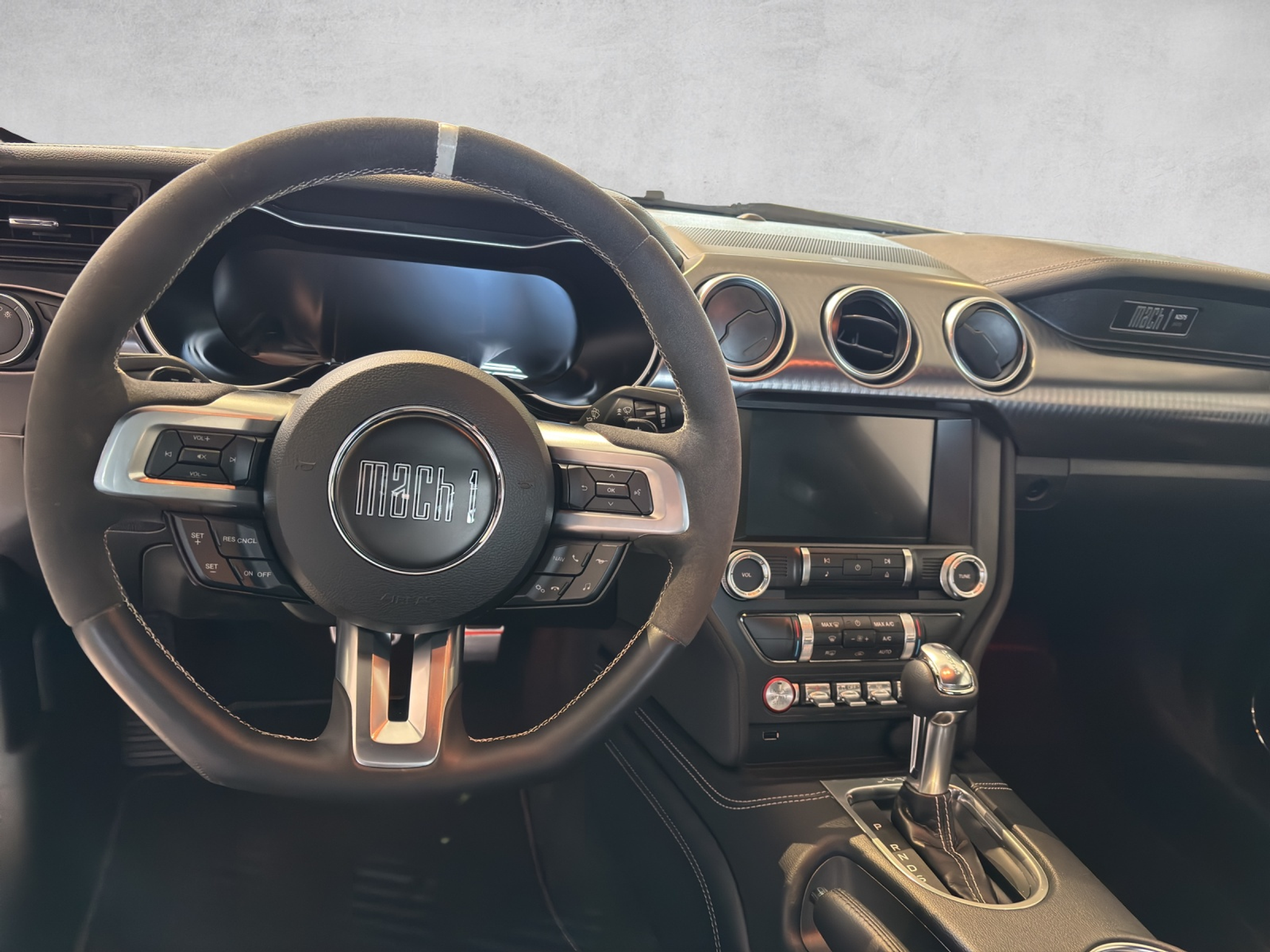 listing desktop thumbnail image 11