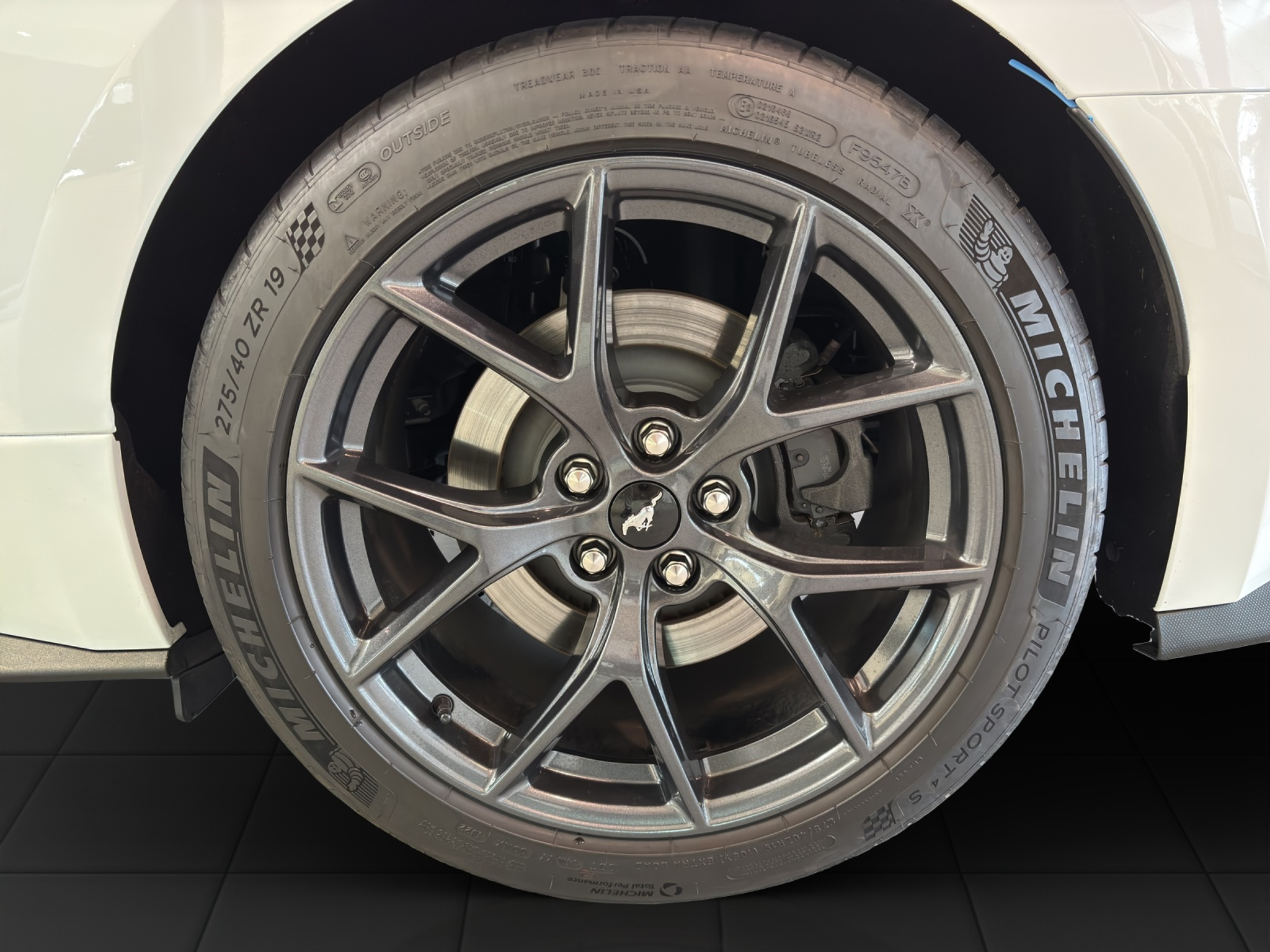 listing desktop thumbnail image 9