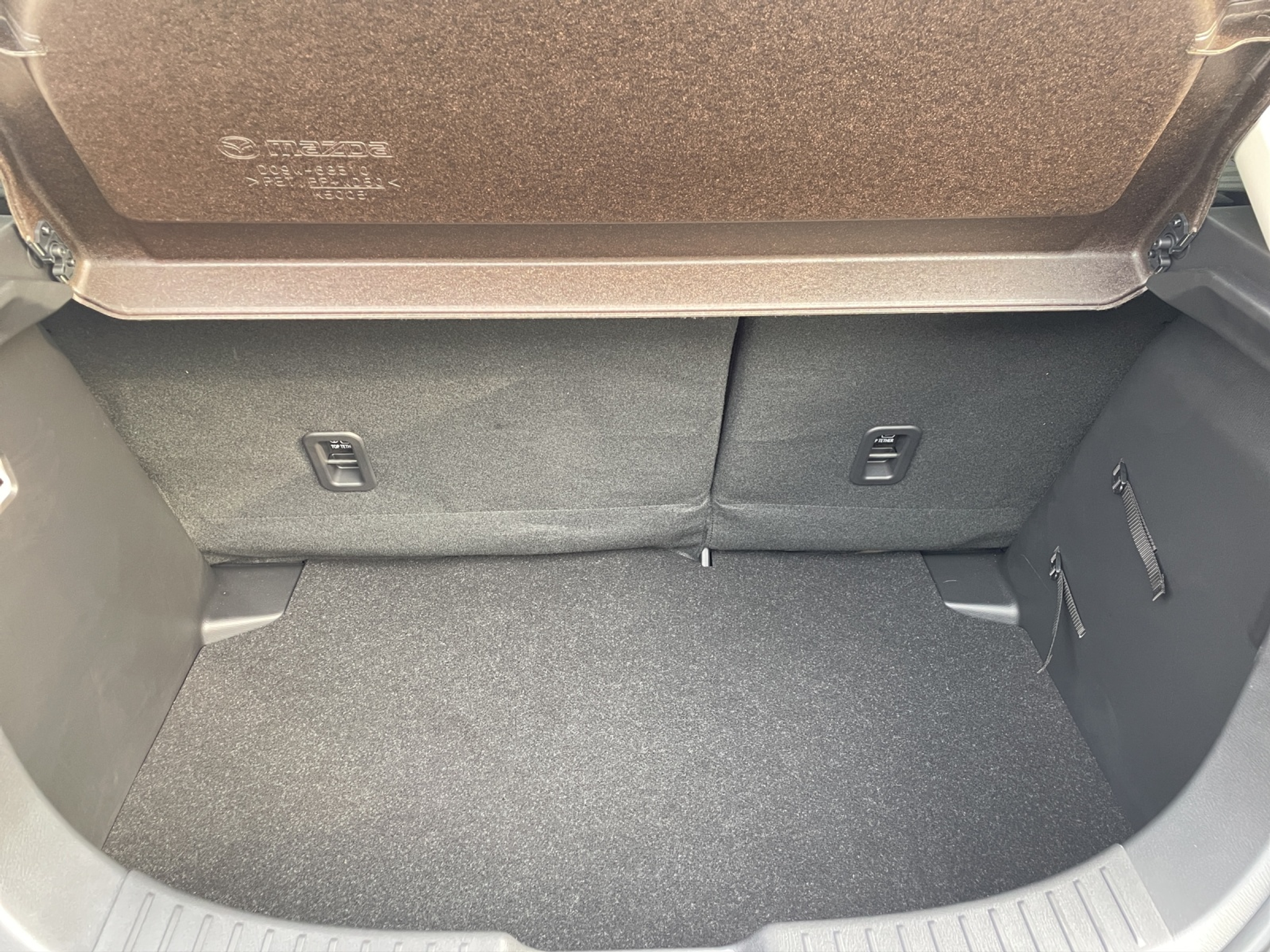 listing desktop thumbnail image 9