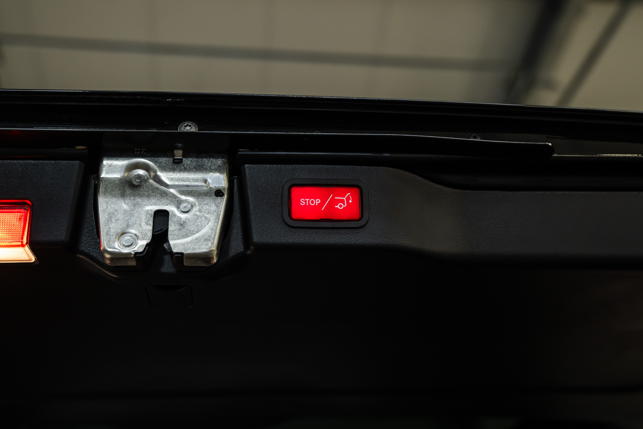 listing desktop thumbnail image 31