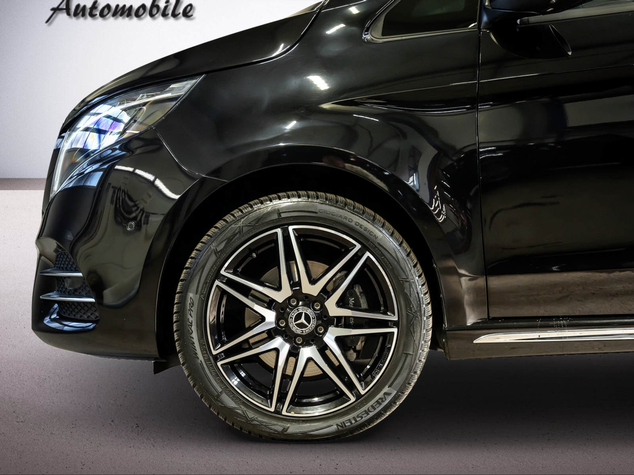 listing desktop thumbnail image 1