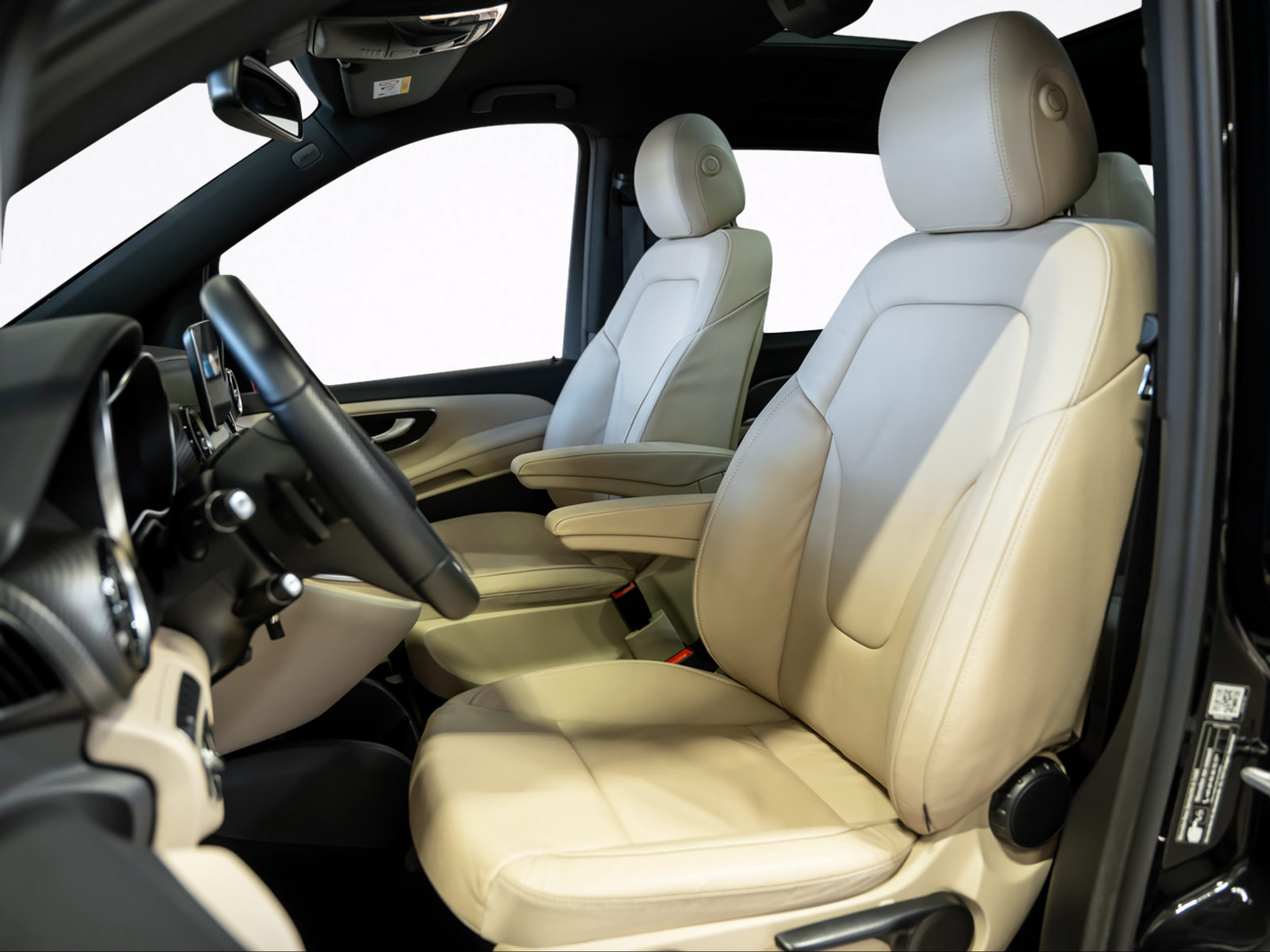 listing desktop thumbnail image 11