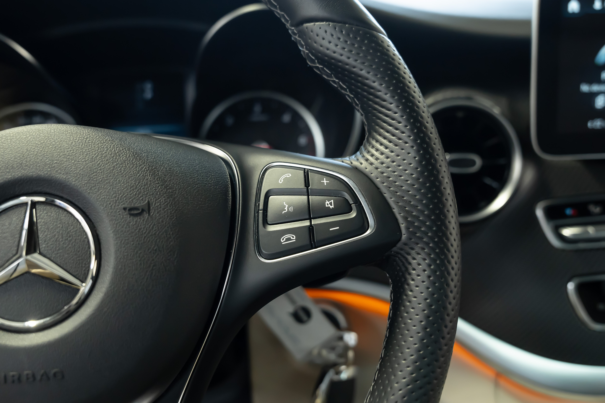 listing desktop thumbnail image 24