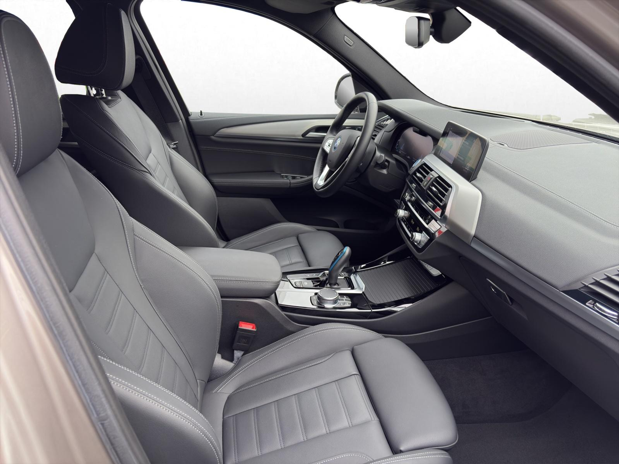 listing desktop thumbnail image 15