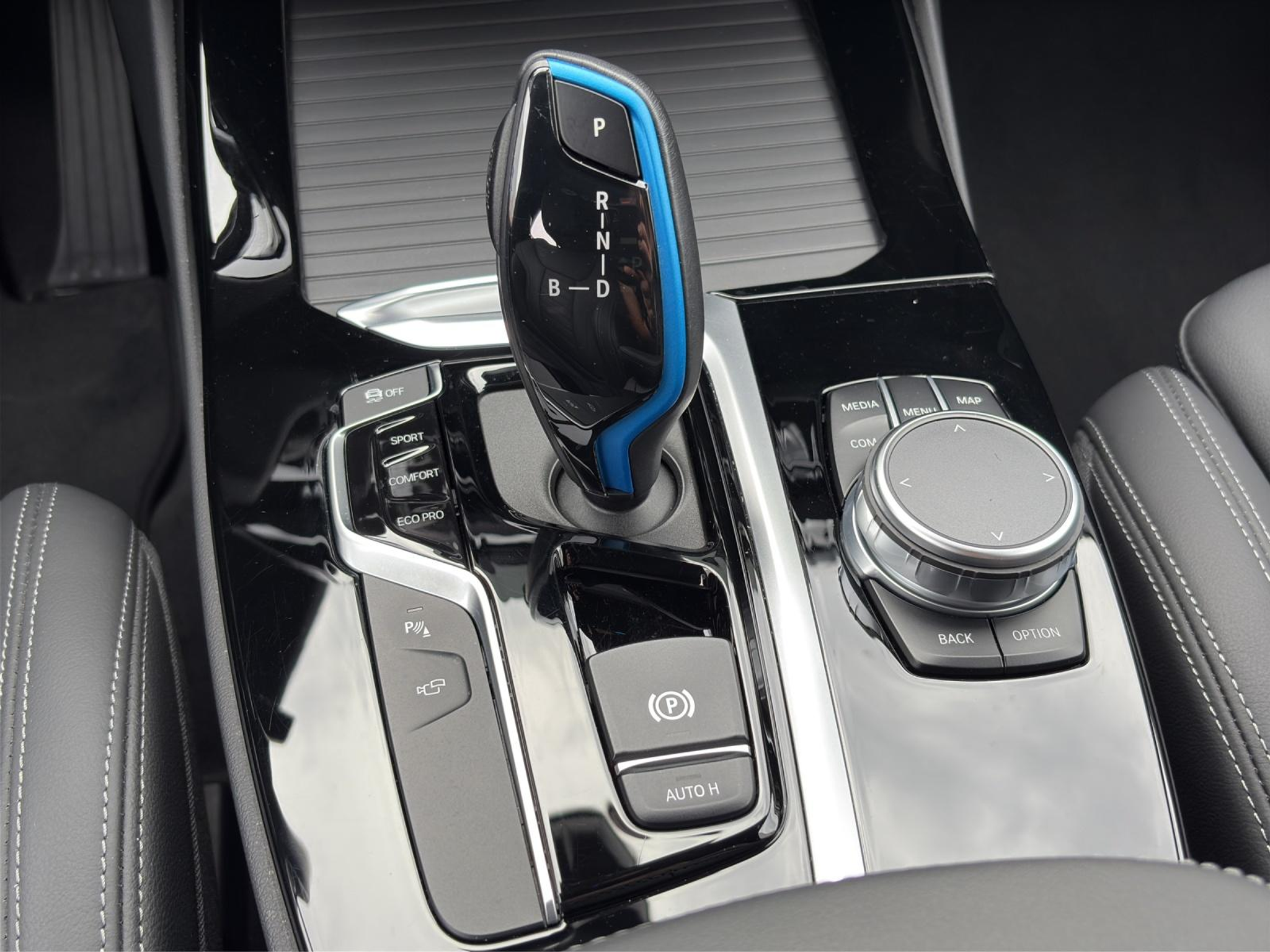 listing desktop thumbnail image 20