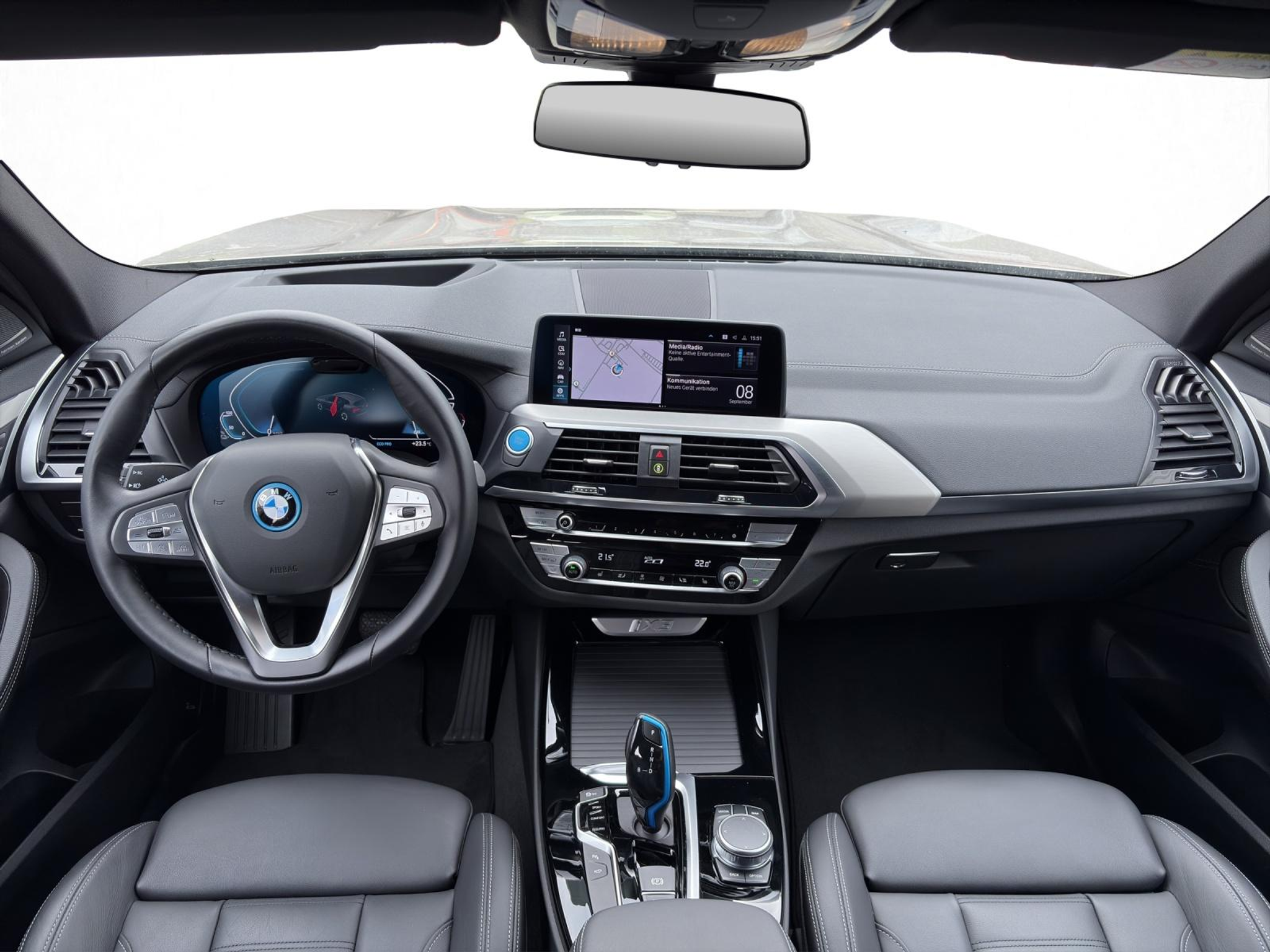 listing desktop thumbnail image 12