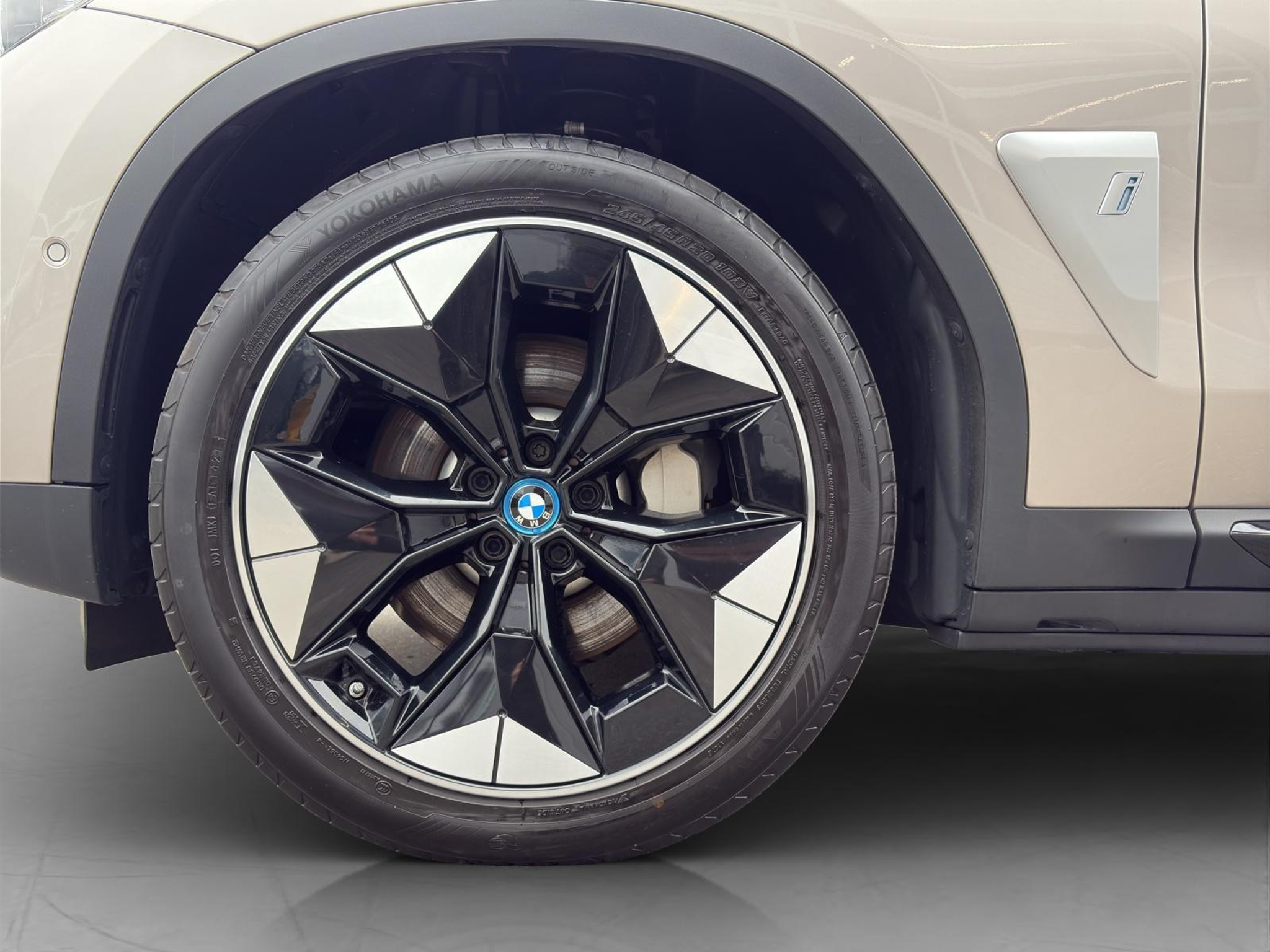 listing desktop thumbnail image 21