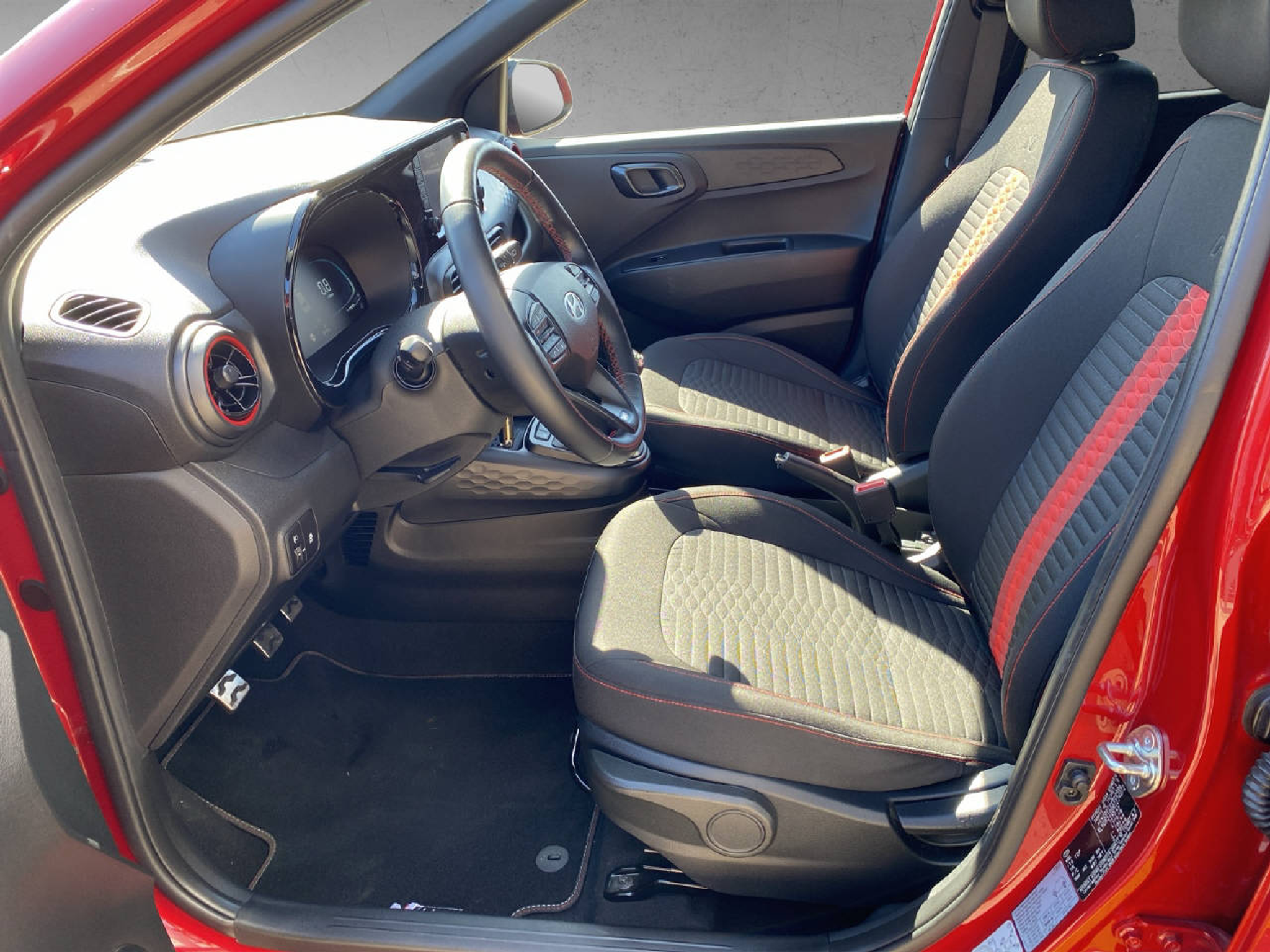 listing desktop thumbnail image 5