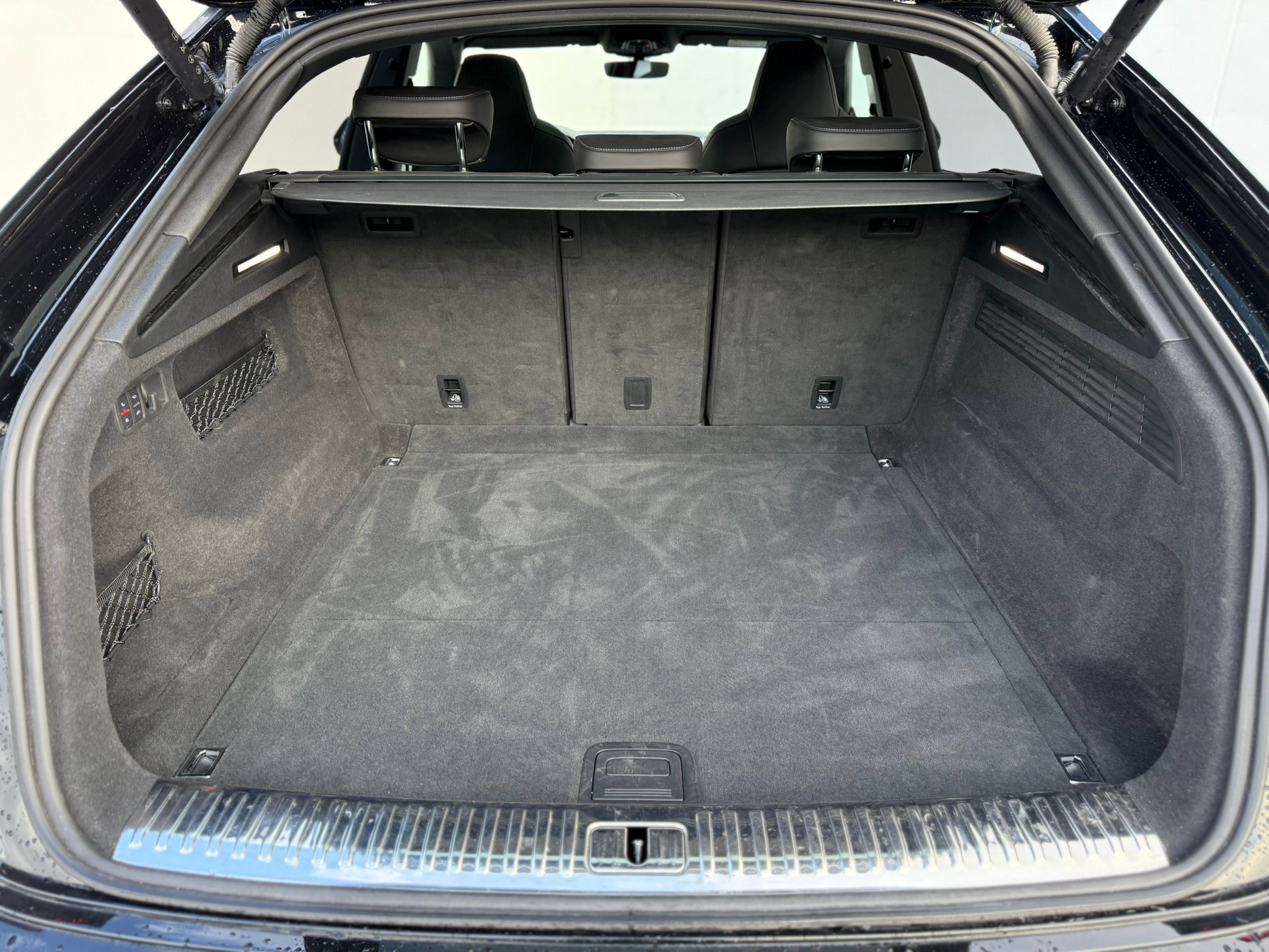 listing desktop thumbnail image 12