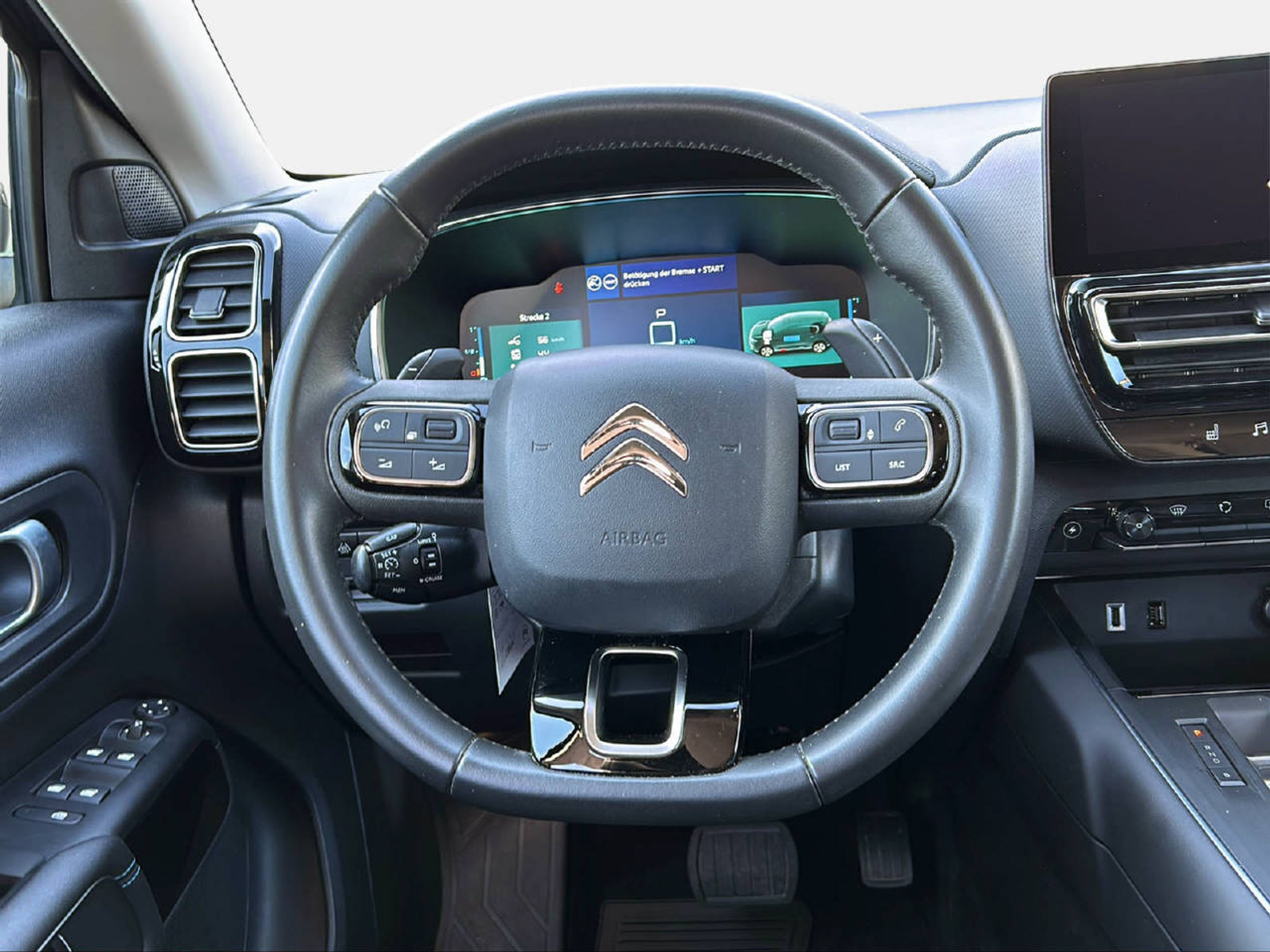 listing desktop thumbnail image 9