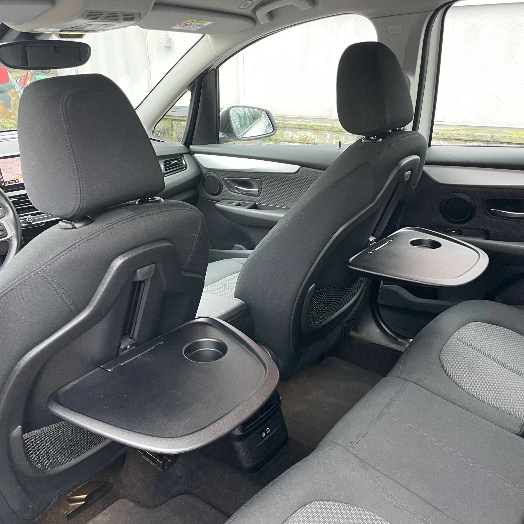 listing desktop thumbnail image 11