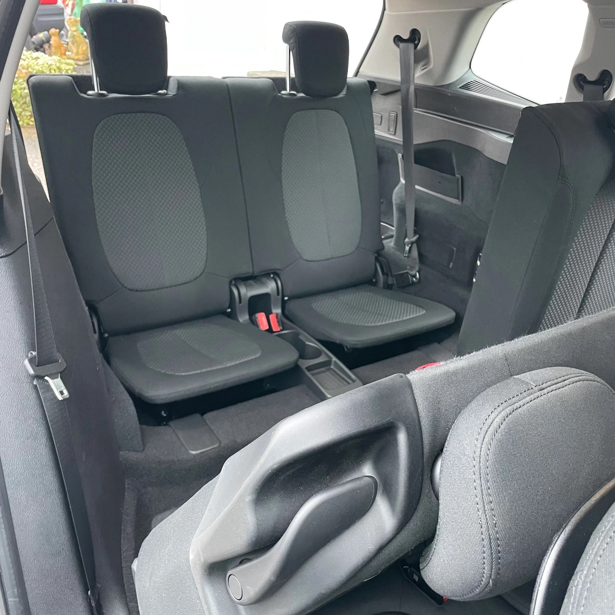 listing desktop thumbnail image 12