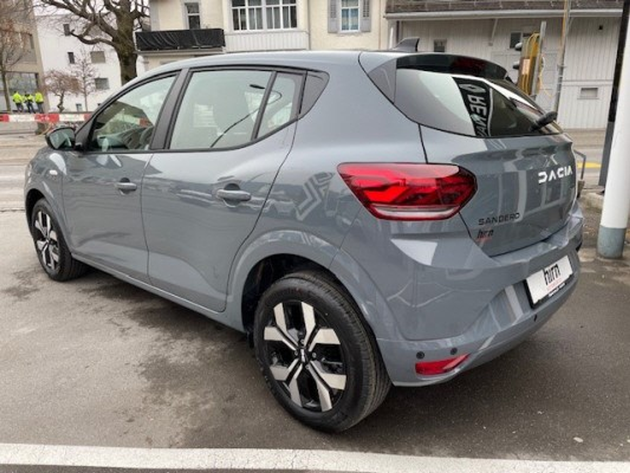car-image-1