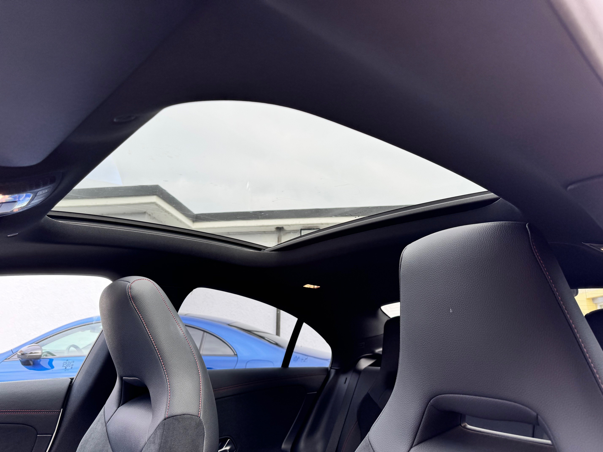 listing desktop thumbnail image 10