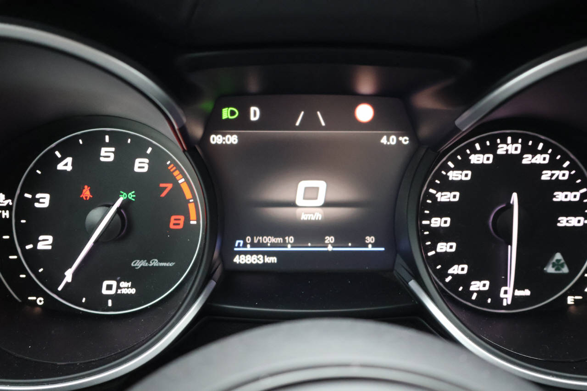 listing desktop thumbnail image 11