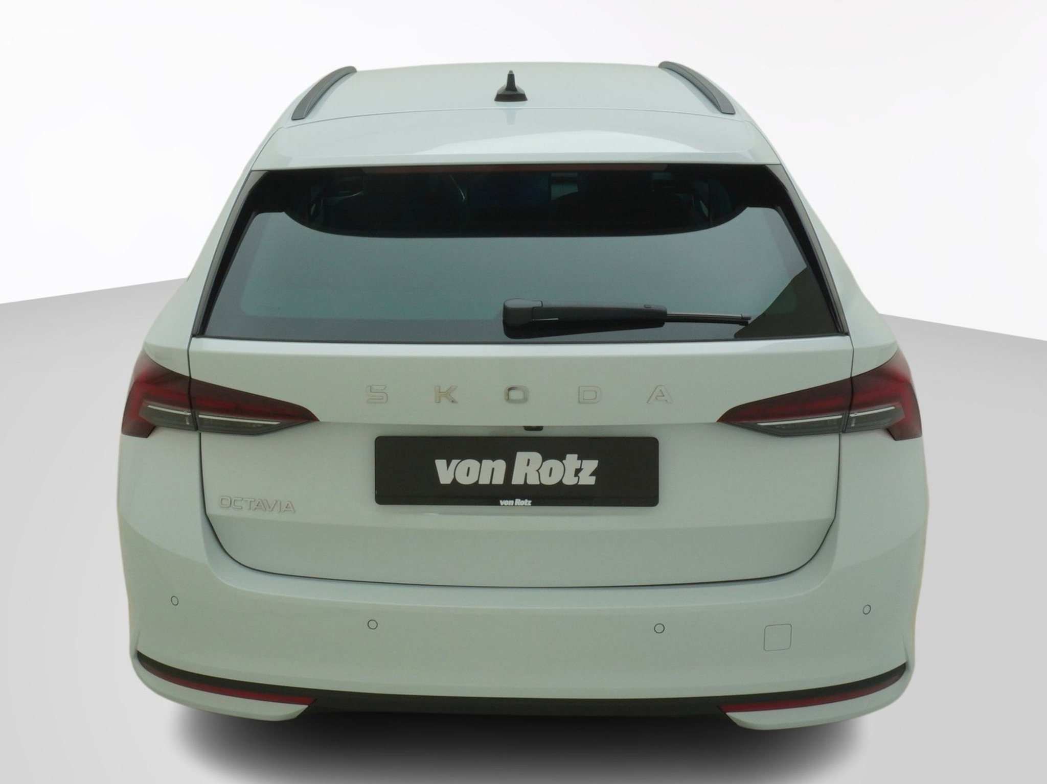 listing desktop thumbnail image 2