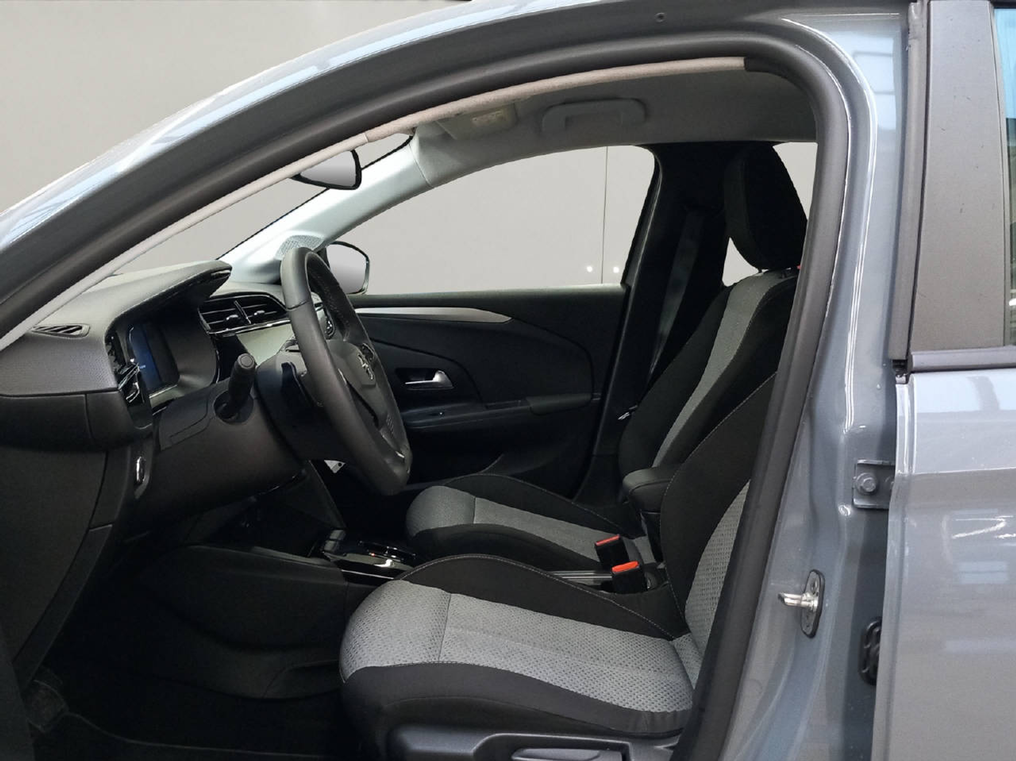 listing desktop thumbnail image 3