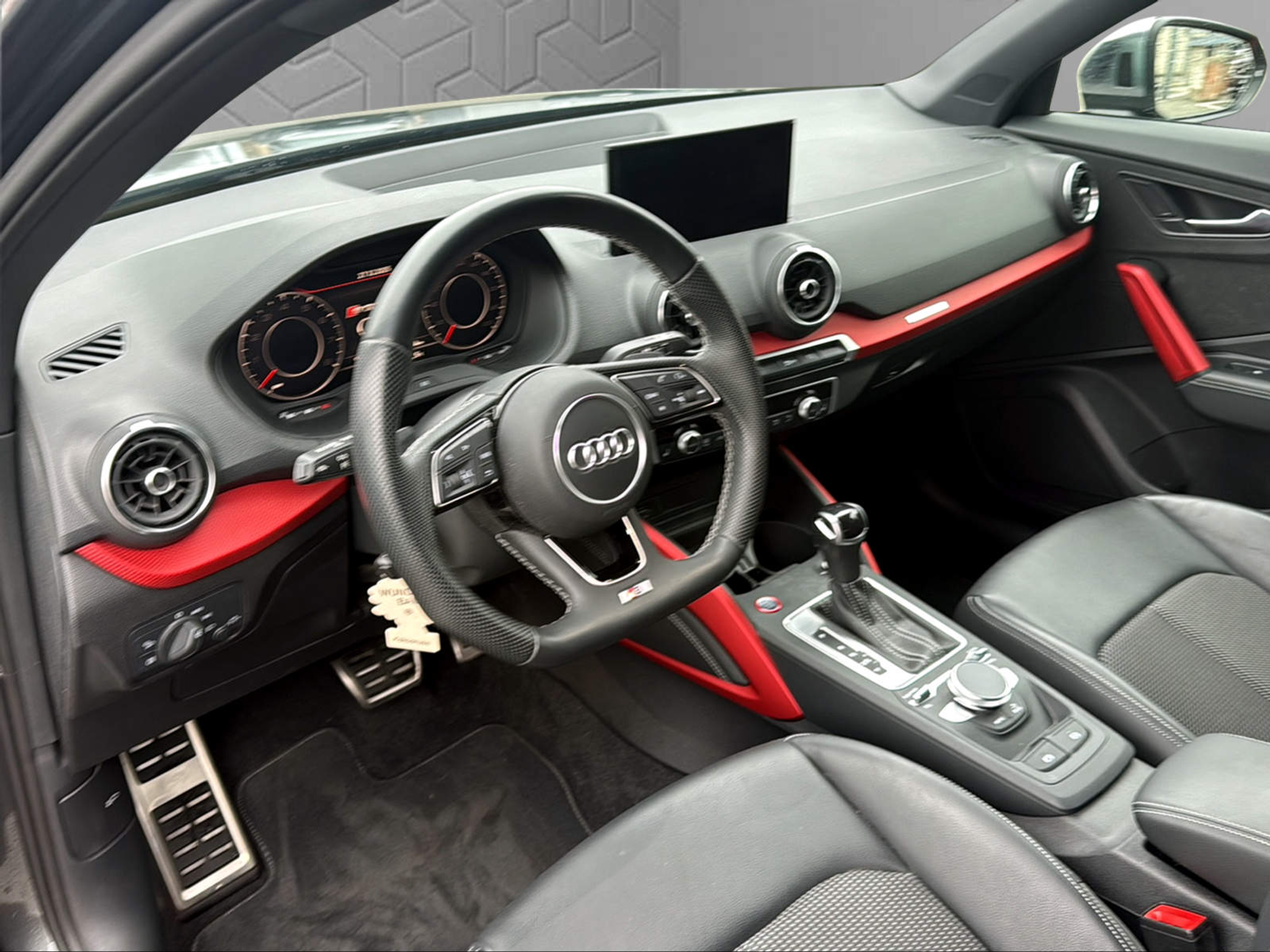 listing desktop thumbnail image 11