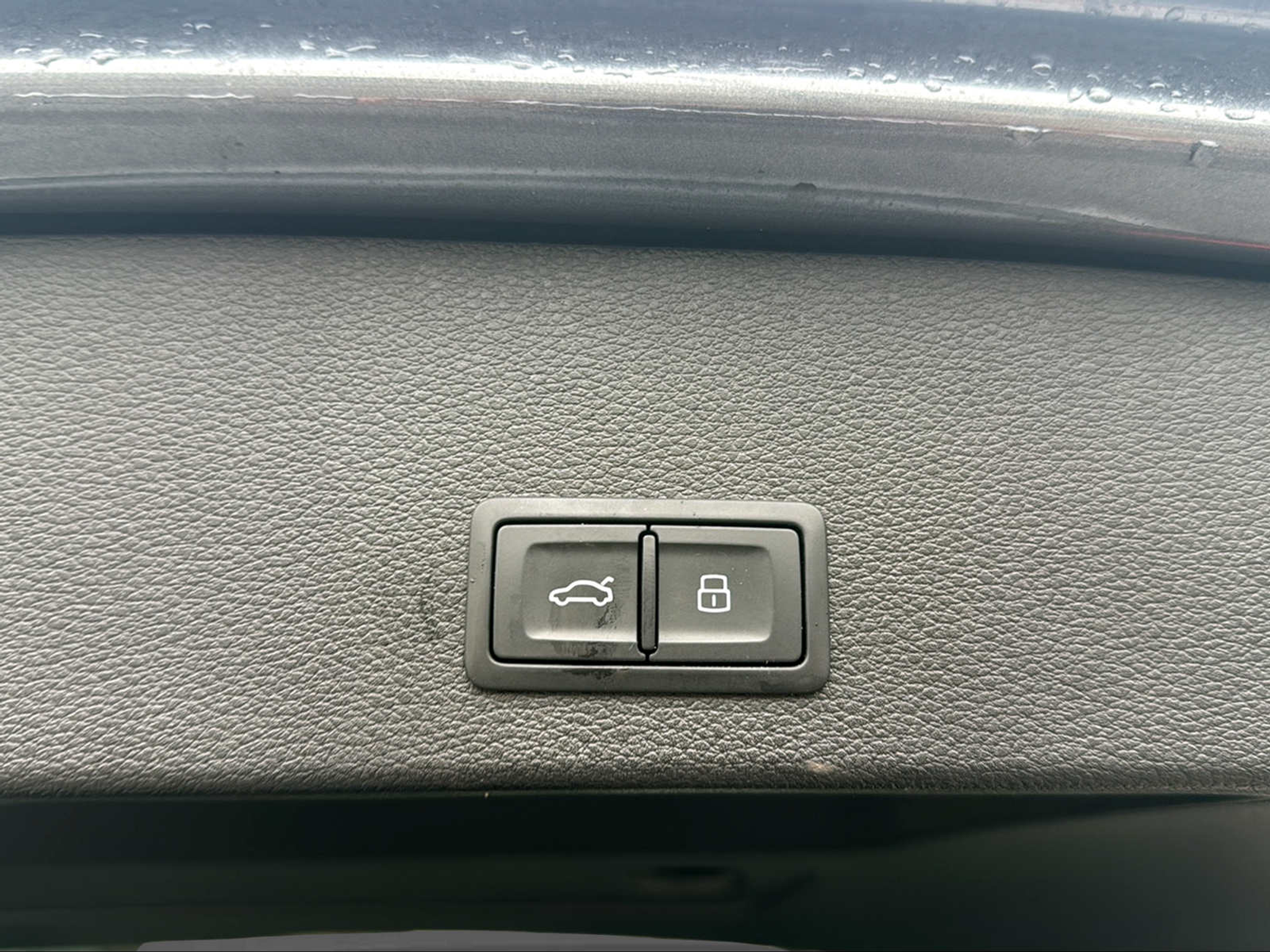 listing desktop thumbnail image 19