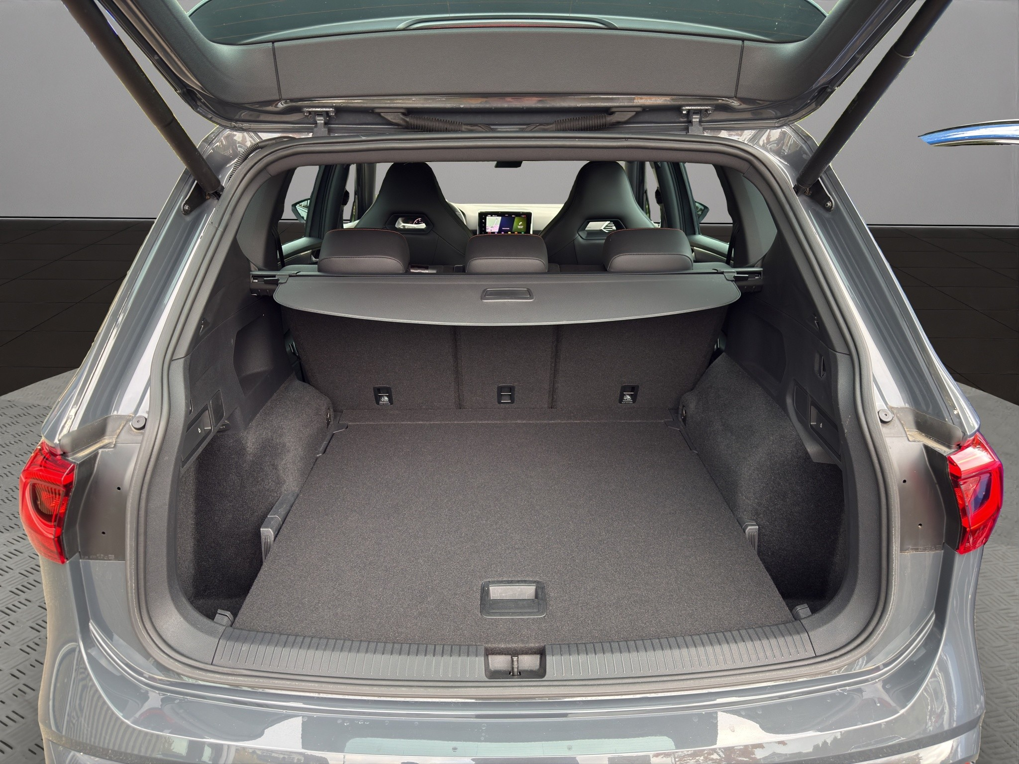 listing desktop thumbnail image 8