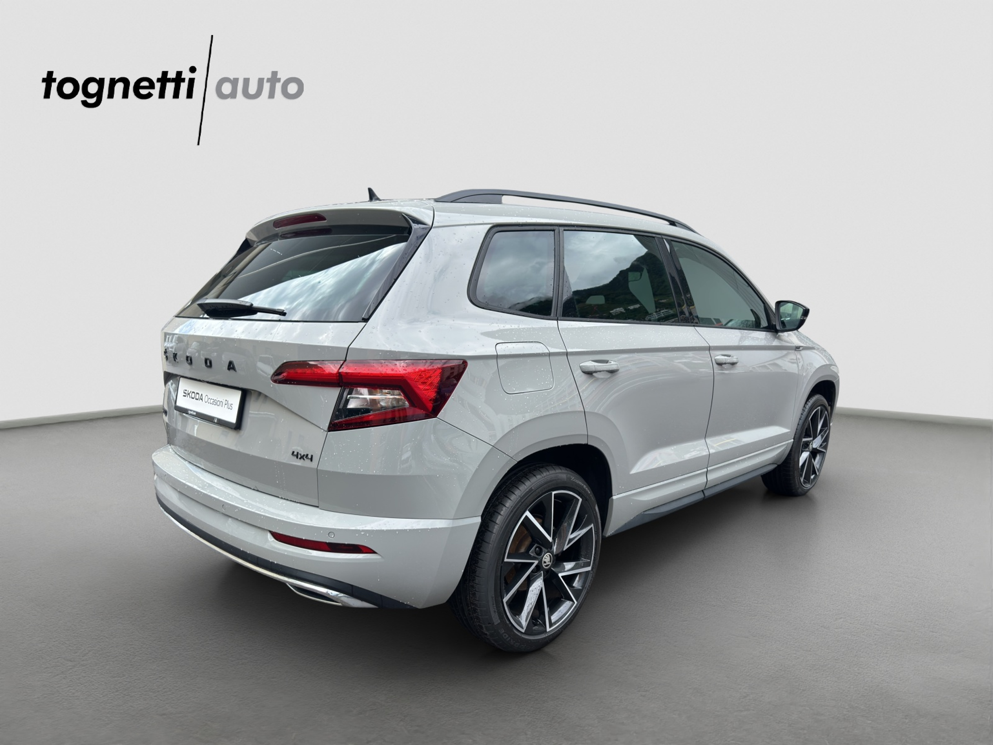 listing desktop thumbnail image 3