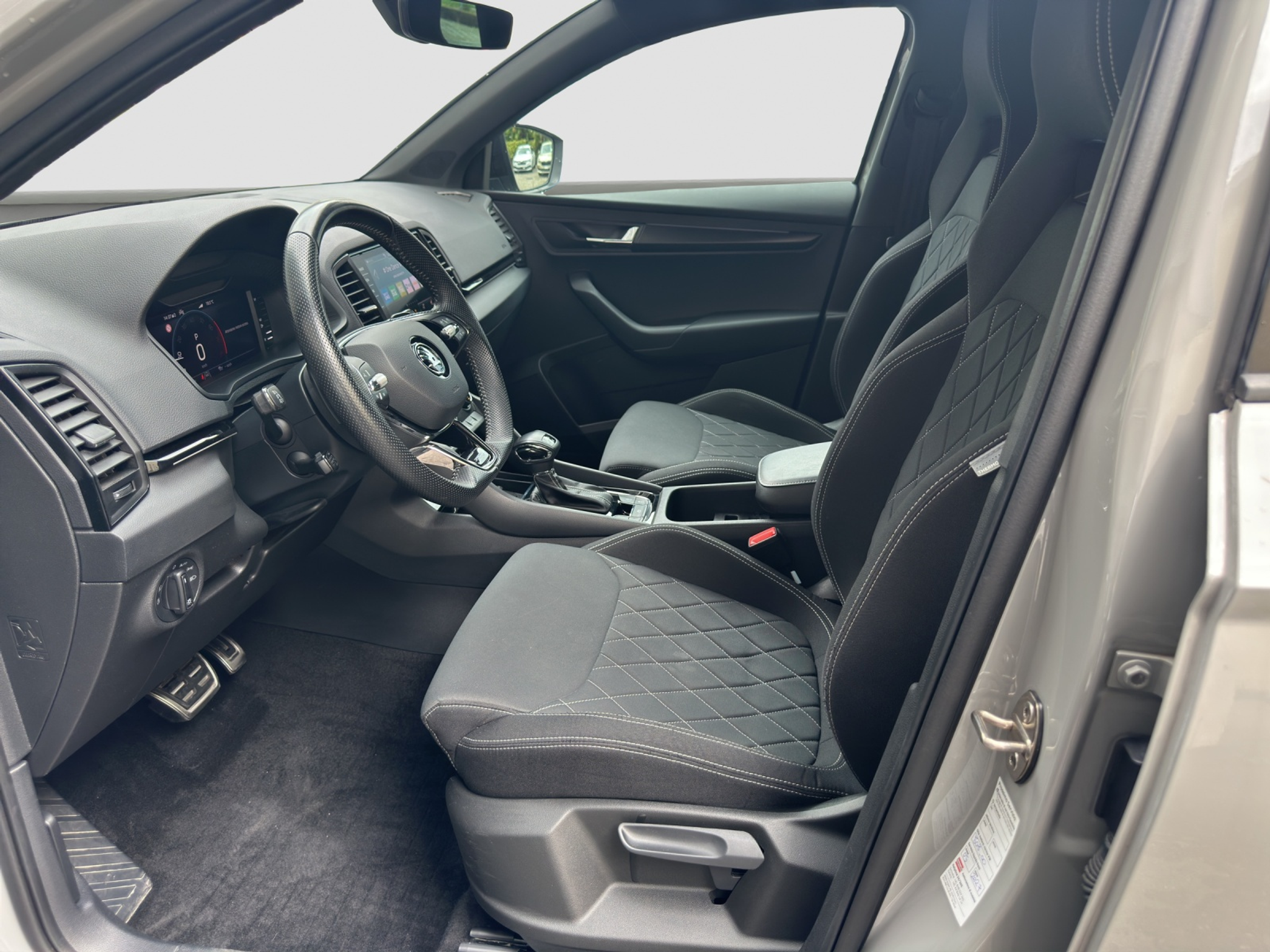 listing desktop thumbnail image 7