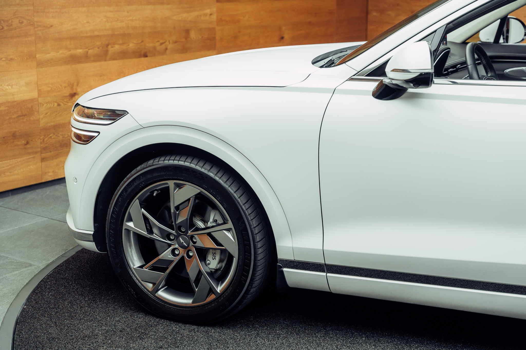 listing desktop thumbnail image 16