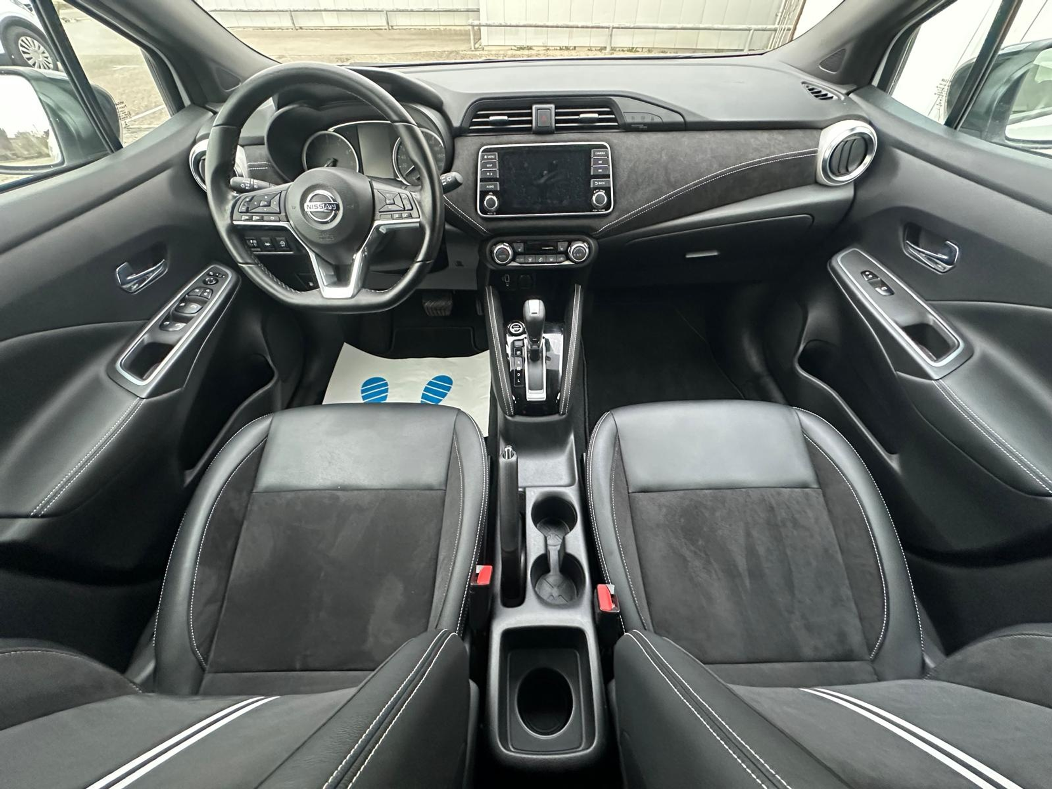 listing desktop thumbnail image 9