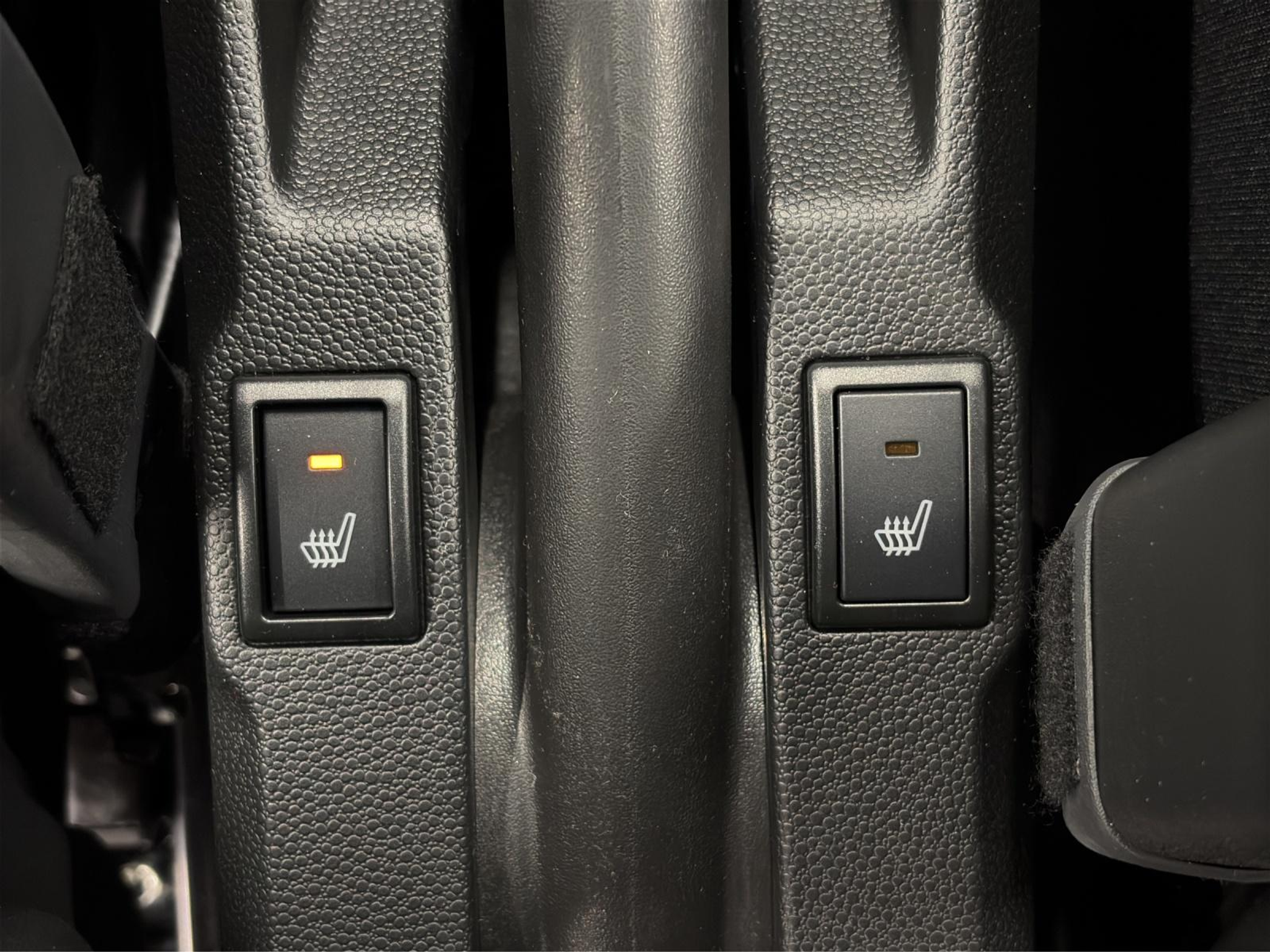 listing desktop thumbnail image 18